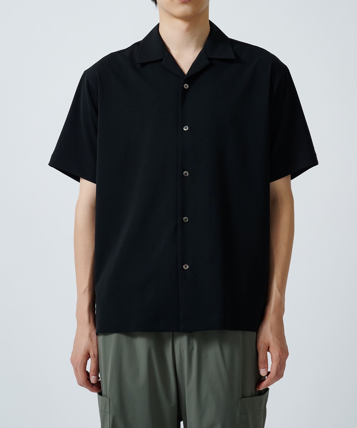 DRY TWILL OPEN COLLAR S/S SHIRT STUDIOUS