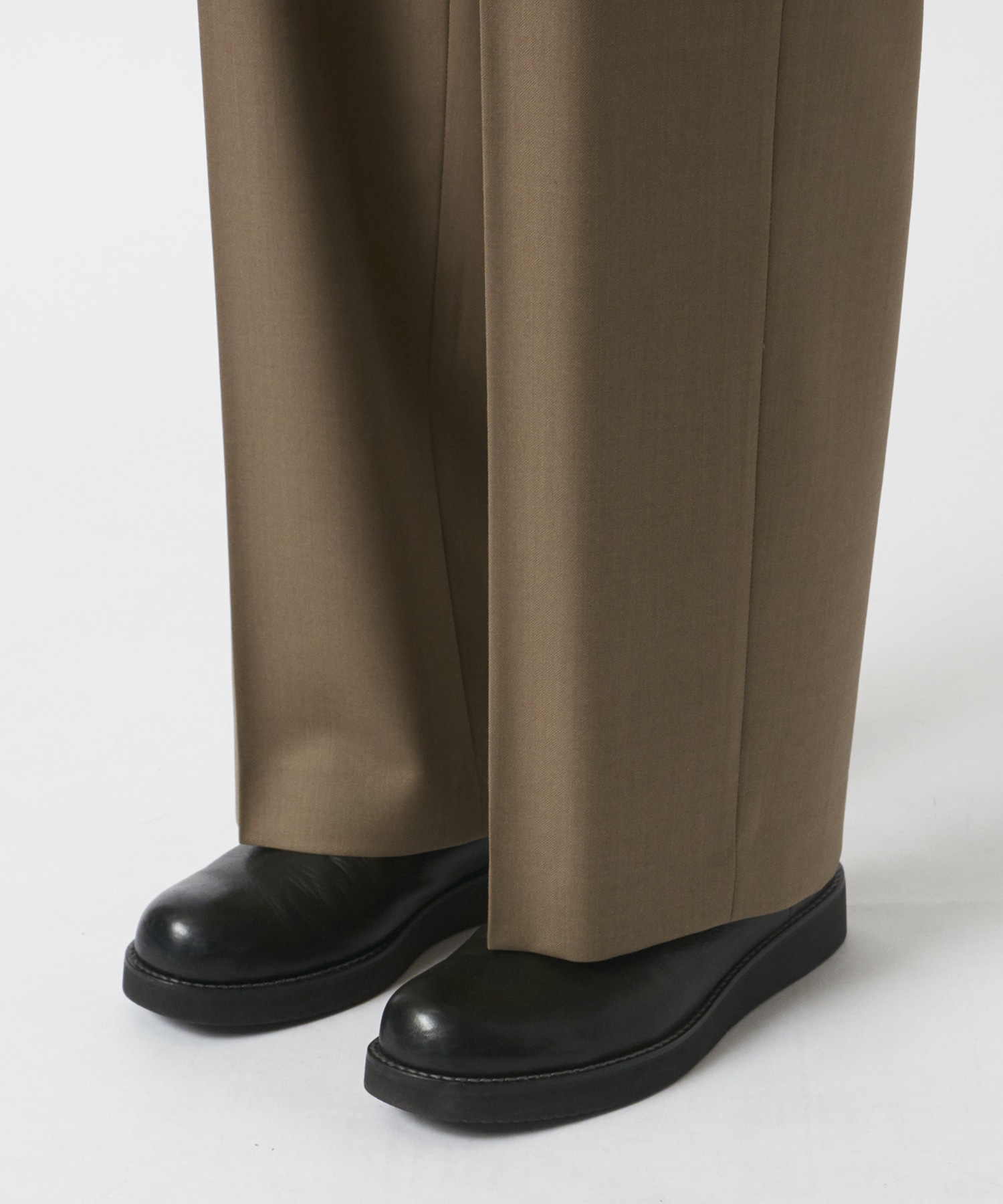 TWO TUCKS WIDE TROUSERS IRENISA