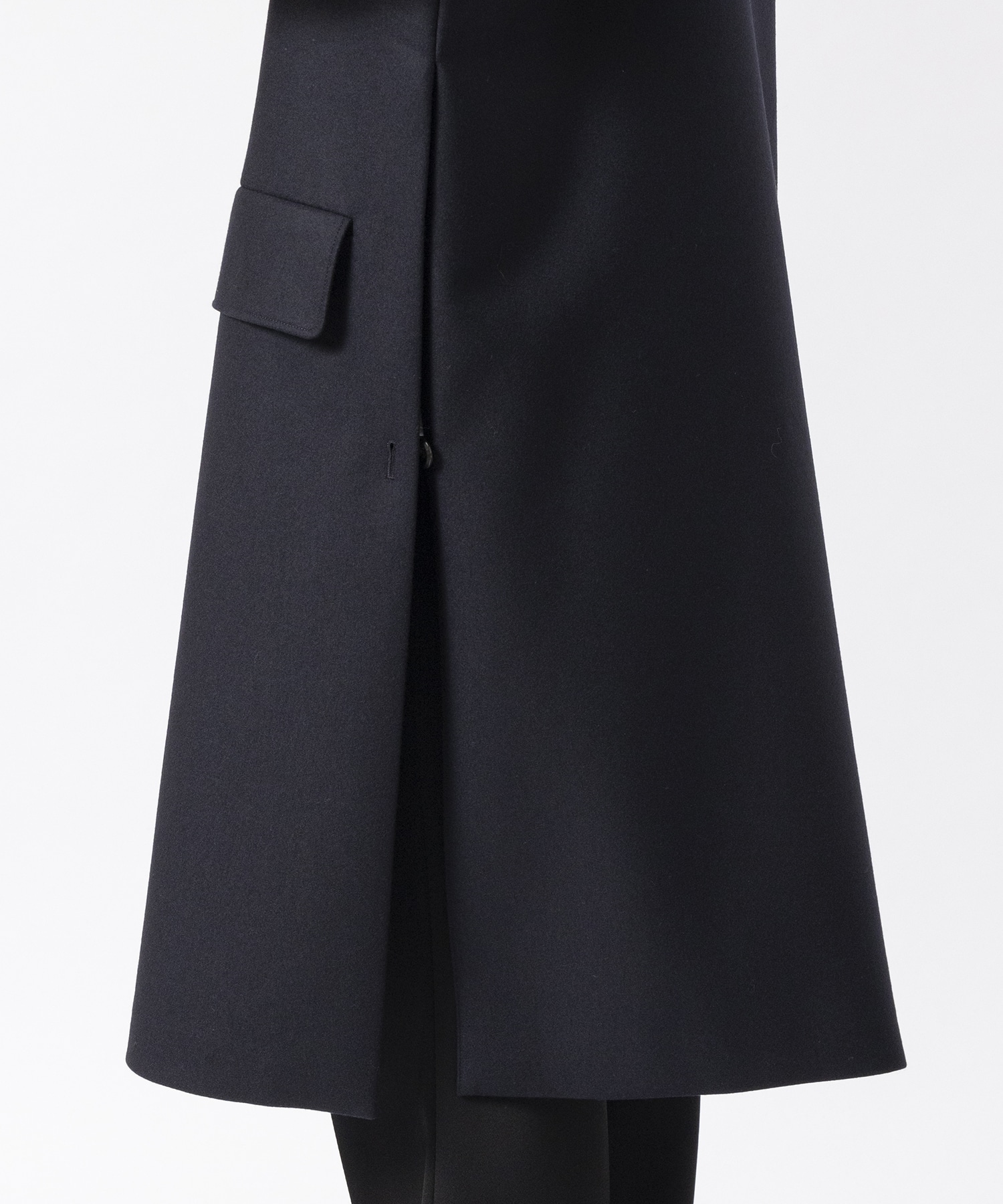 THE DOUBLE PEAKED TAILORED COAT THE RERACS