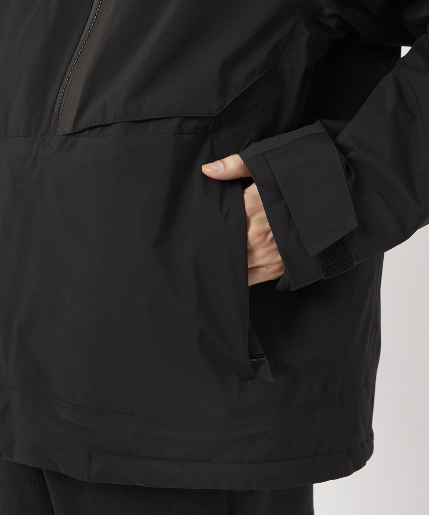 GORE-TEX JACKET White Mountaineering