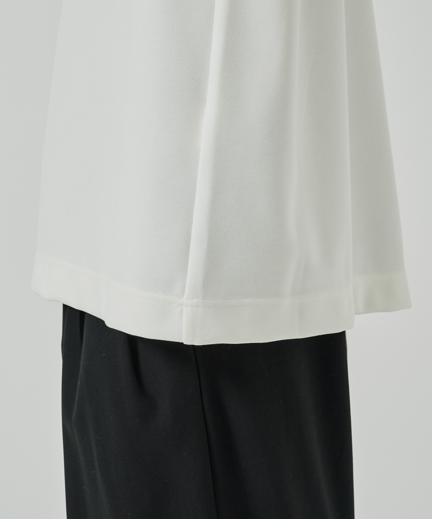 CULLNI ＆ shareef Logo Embroidery Pullover | CULLNI