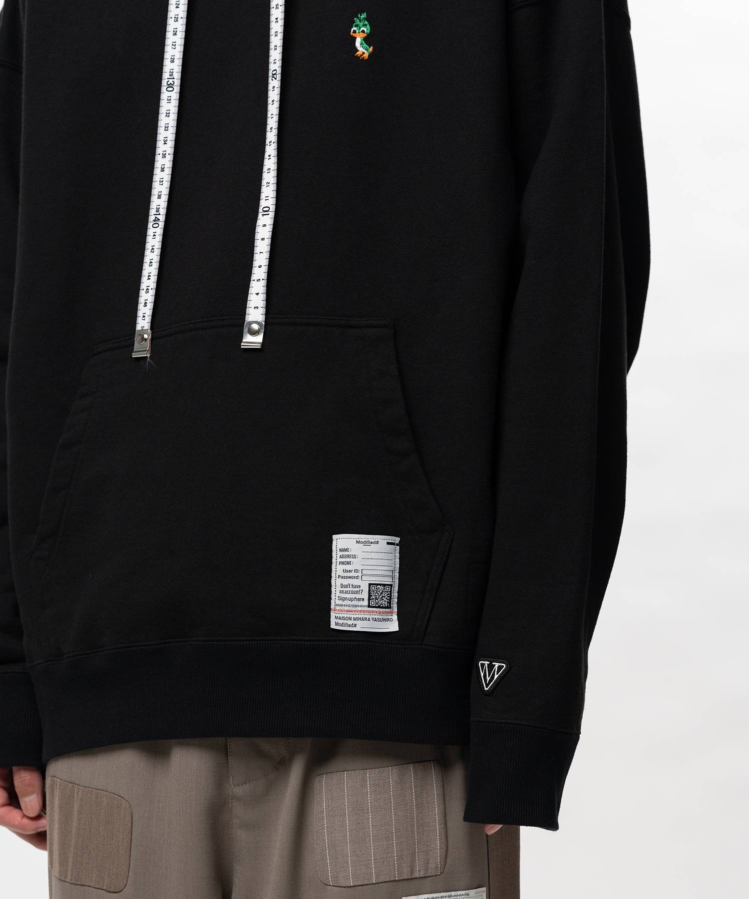 LEON EMBROIDERY HOODIE Maison MIHARA YASUHIRO