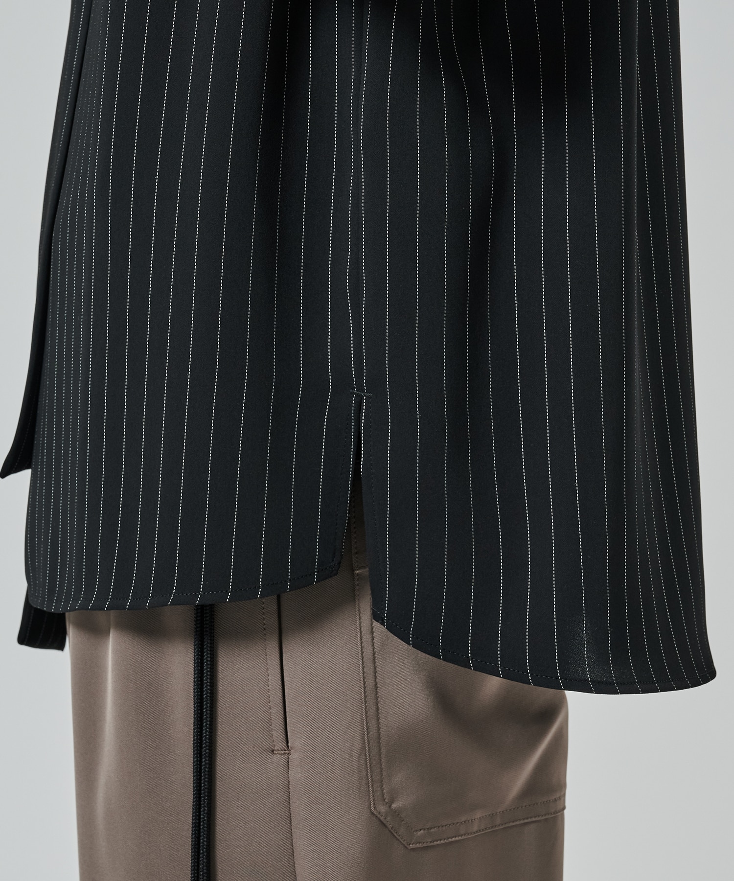 Double Satin Stripe Bow Tie Short Sleeve Shirt CULLNI