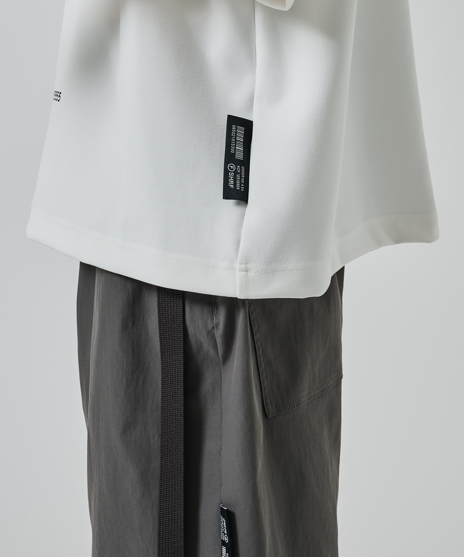 APPLE×TALTE TEE SHAREEF