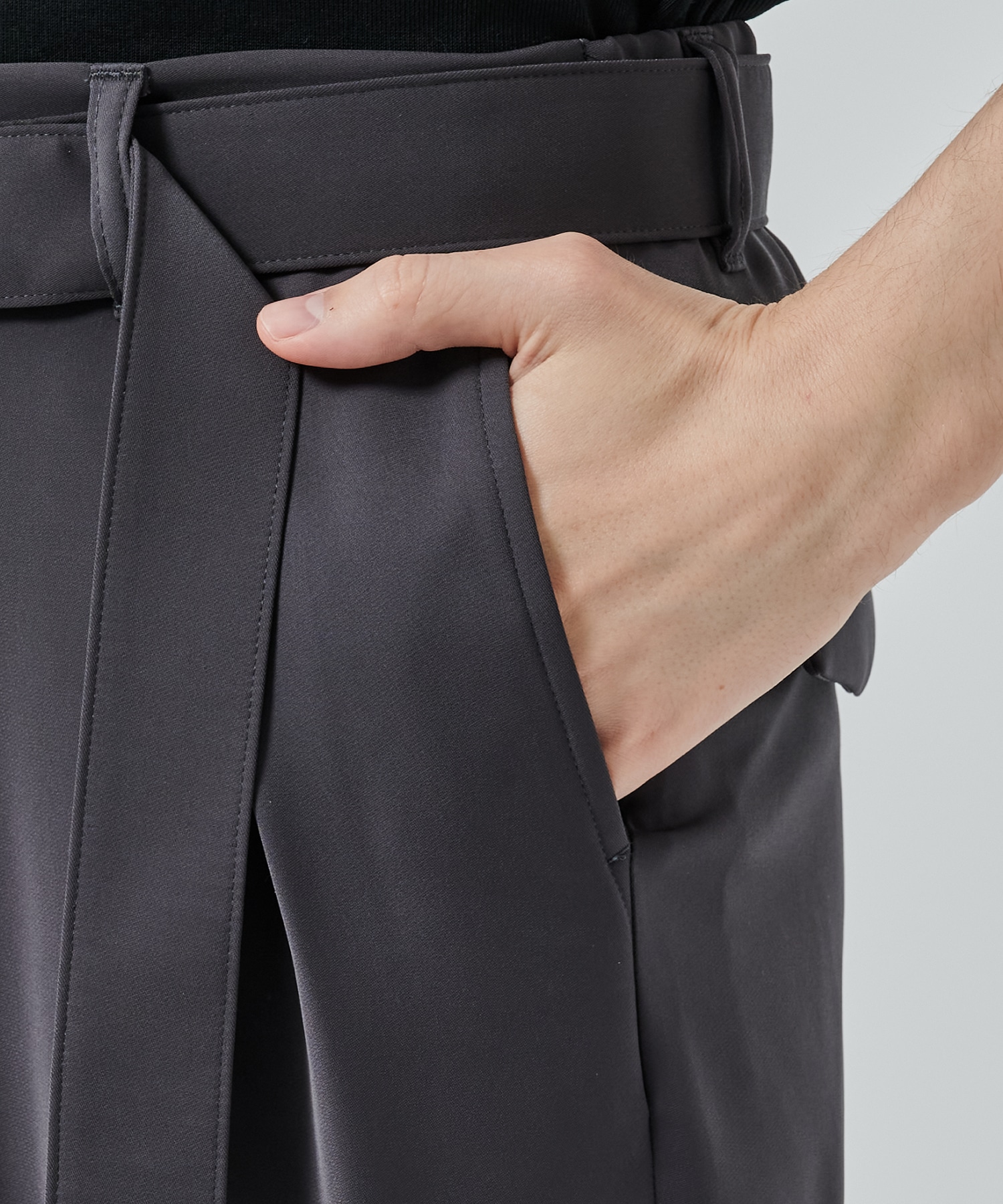 Dry Double Satin 1Tuck Pant with Long Belt CULLNI