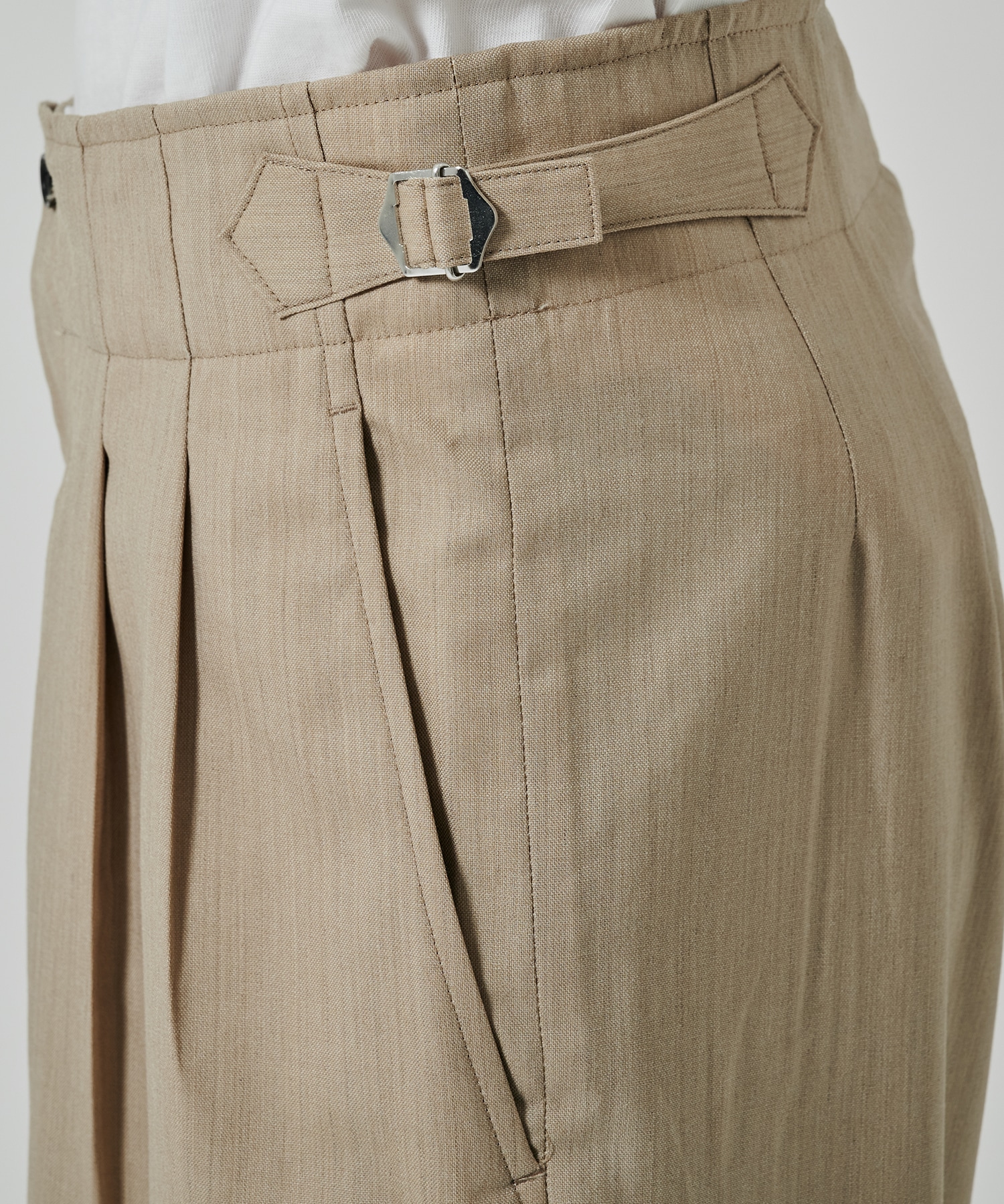 TWO TUCK MILITARY TROUSERS MARKAWARE/marka