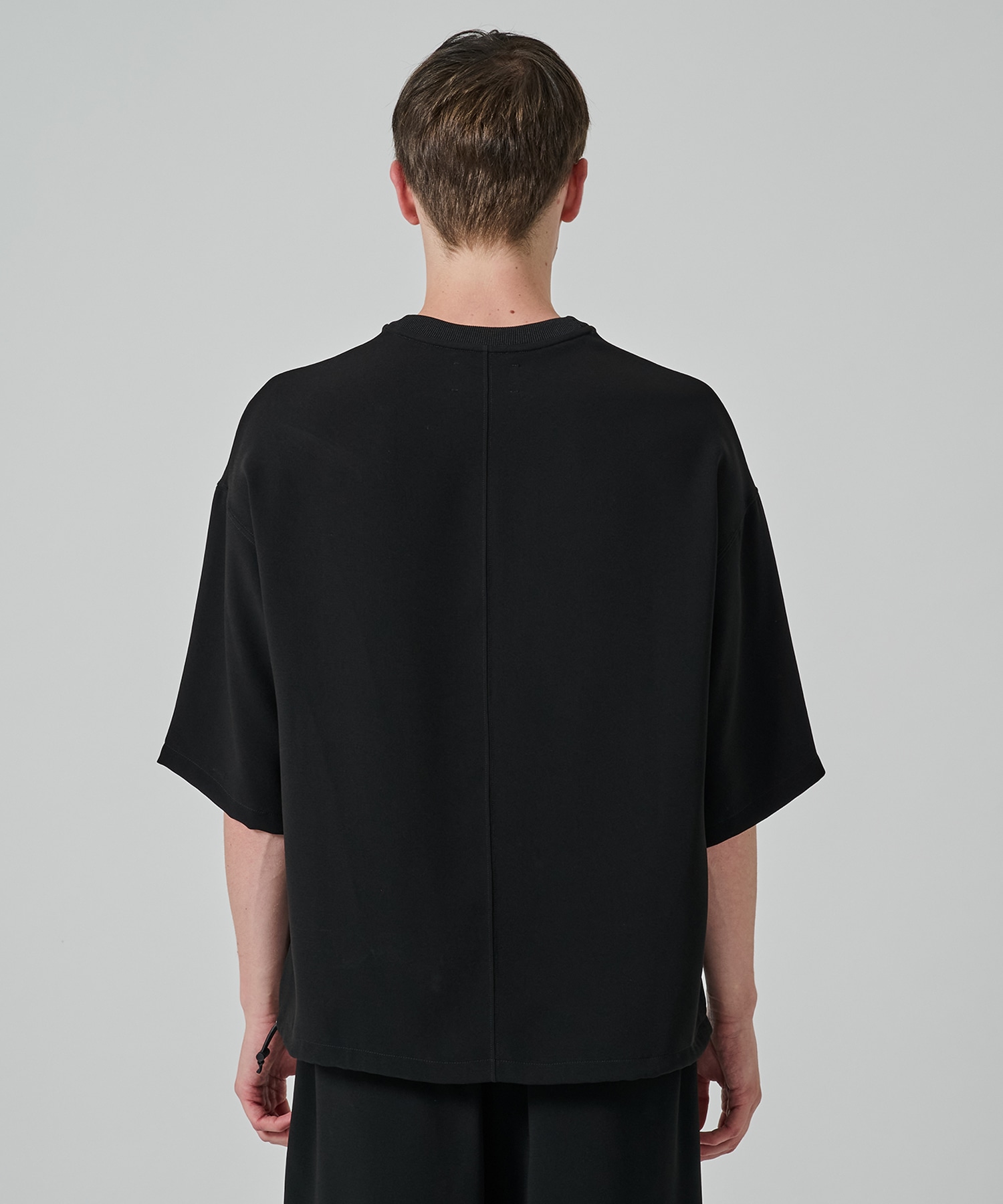 SUMMER ESSENTIAL DRAWCORD TEE STUDIOUS