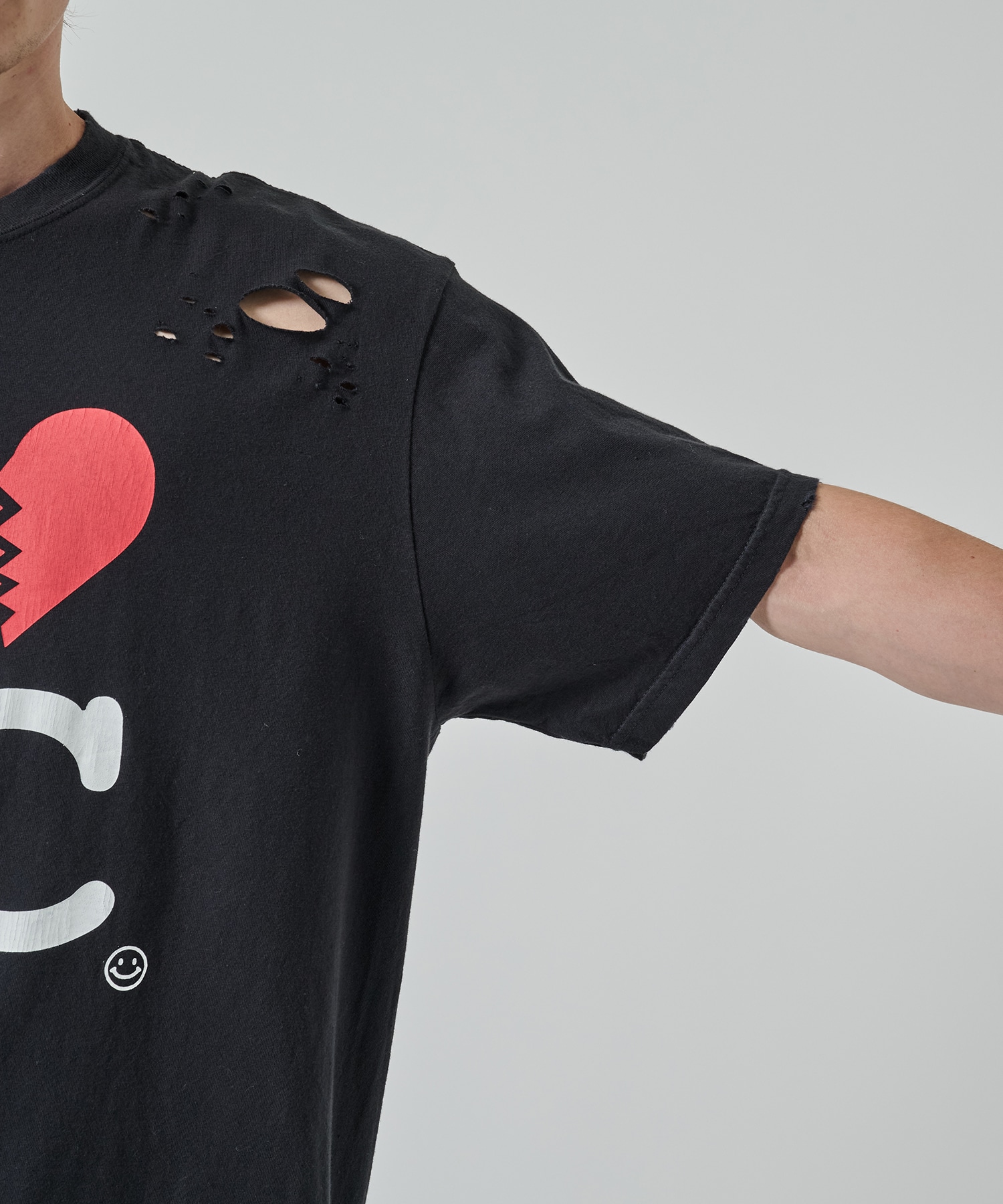 I BROKEN HEART S/S TEE DISCOVERED