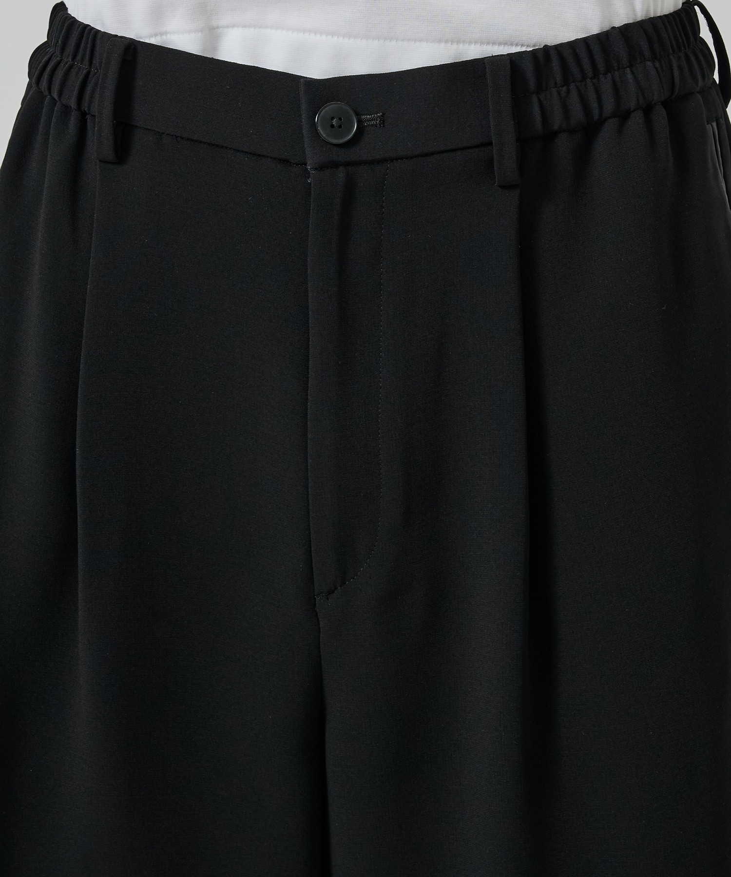 SUMMER ESSENTIAL SHORT PANTS STUDIOUS