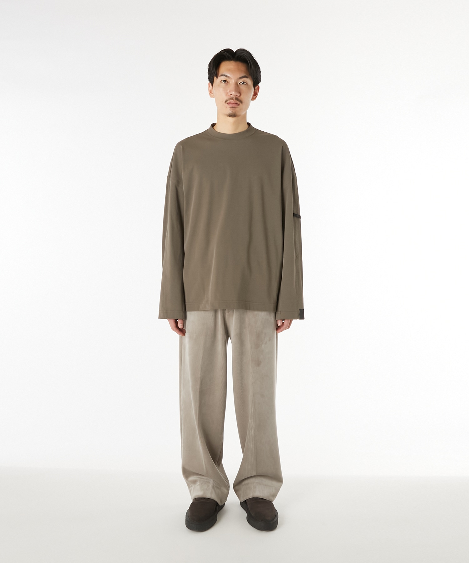 2252-CS07-033 L/S TEE N.HOOLYWOOD