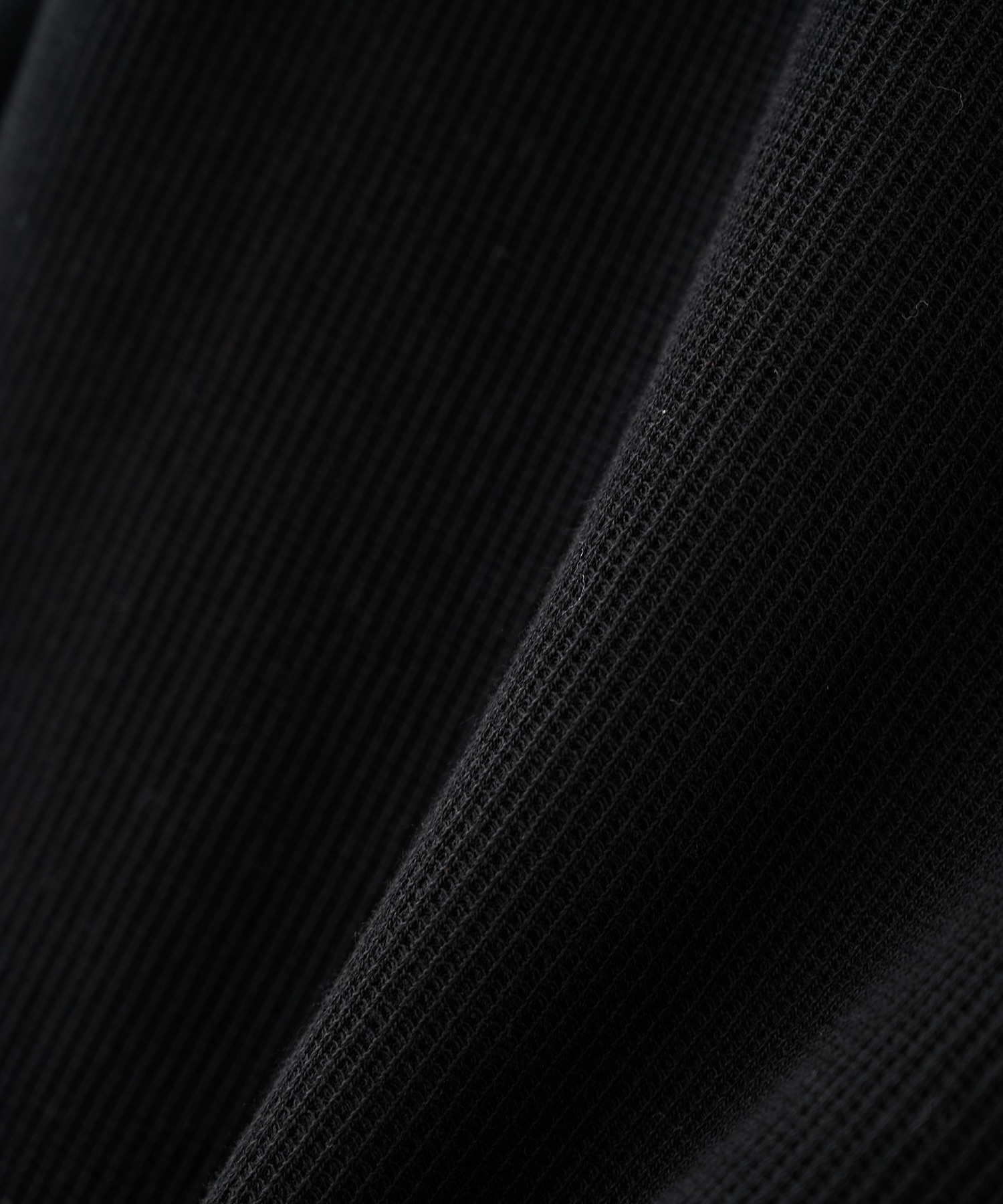 Rough&Smooth Thermal Over NeckL/S blurhms