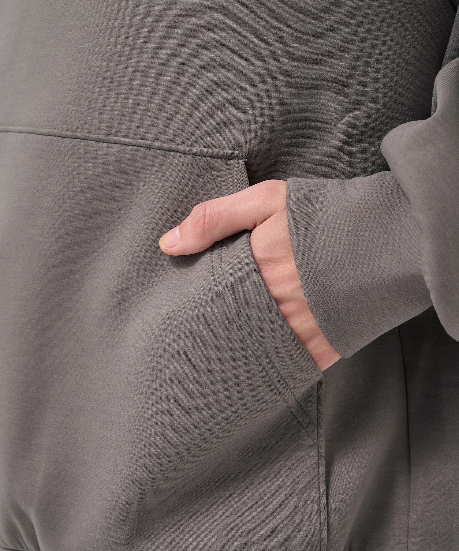 CULLNI Logo Embroidery Hoodie CULLNI