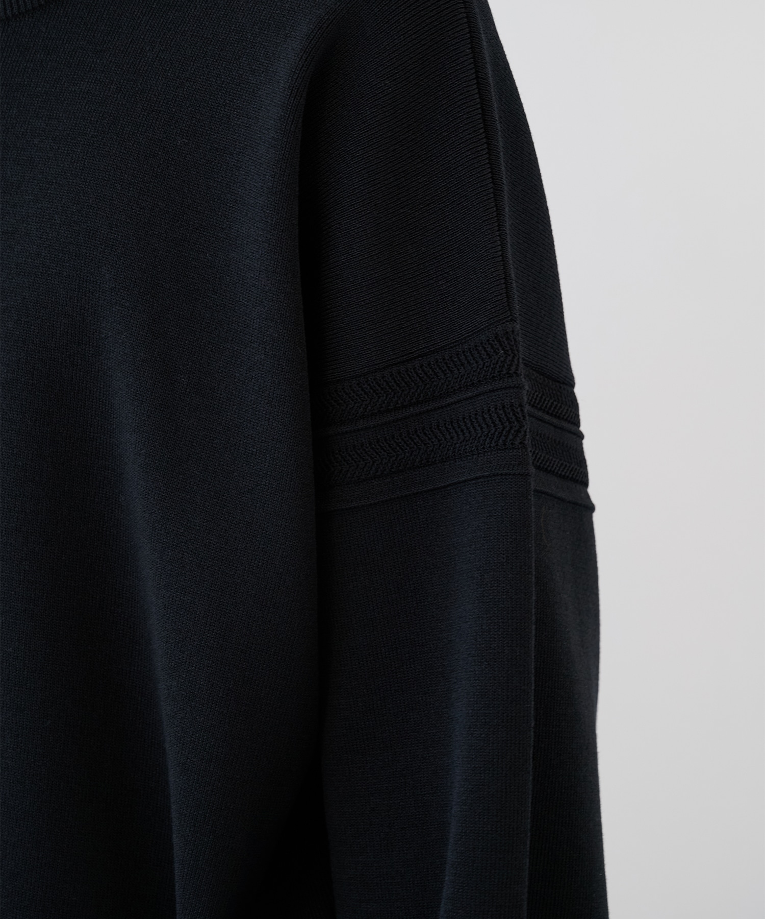 ラインクルーネックニット WRAPINKNOT