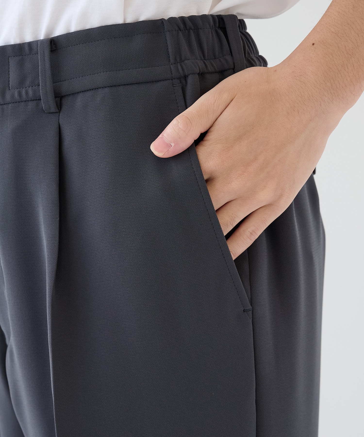 2252-PT06-095 1TUCK PANTS N.HOOLYWOOD