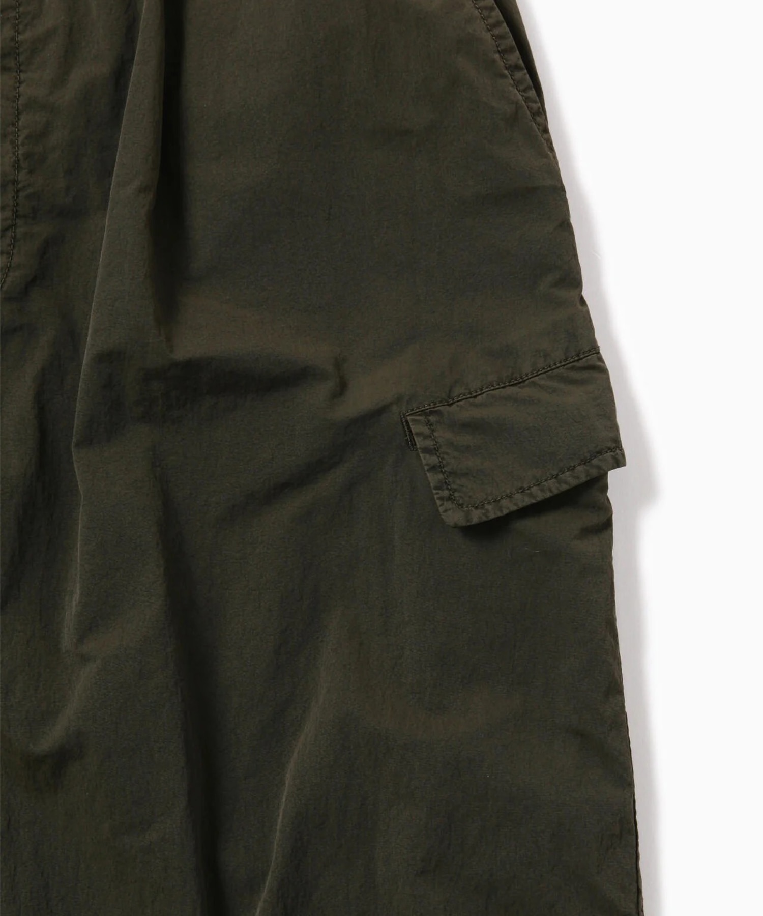 ROA garment dye nylon pants and wander