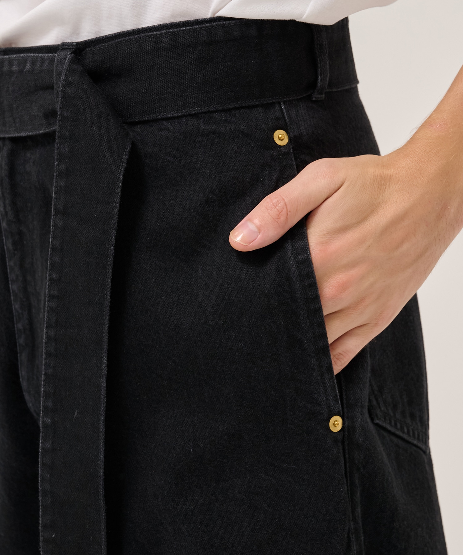 Barrel 1Tuck Wide Denim Pants with Long Belt CULLNI