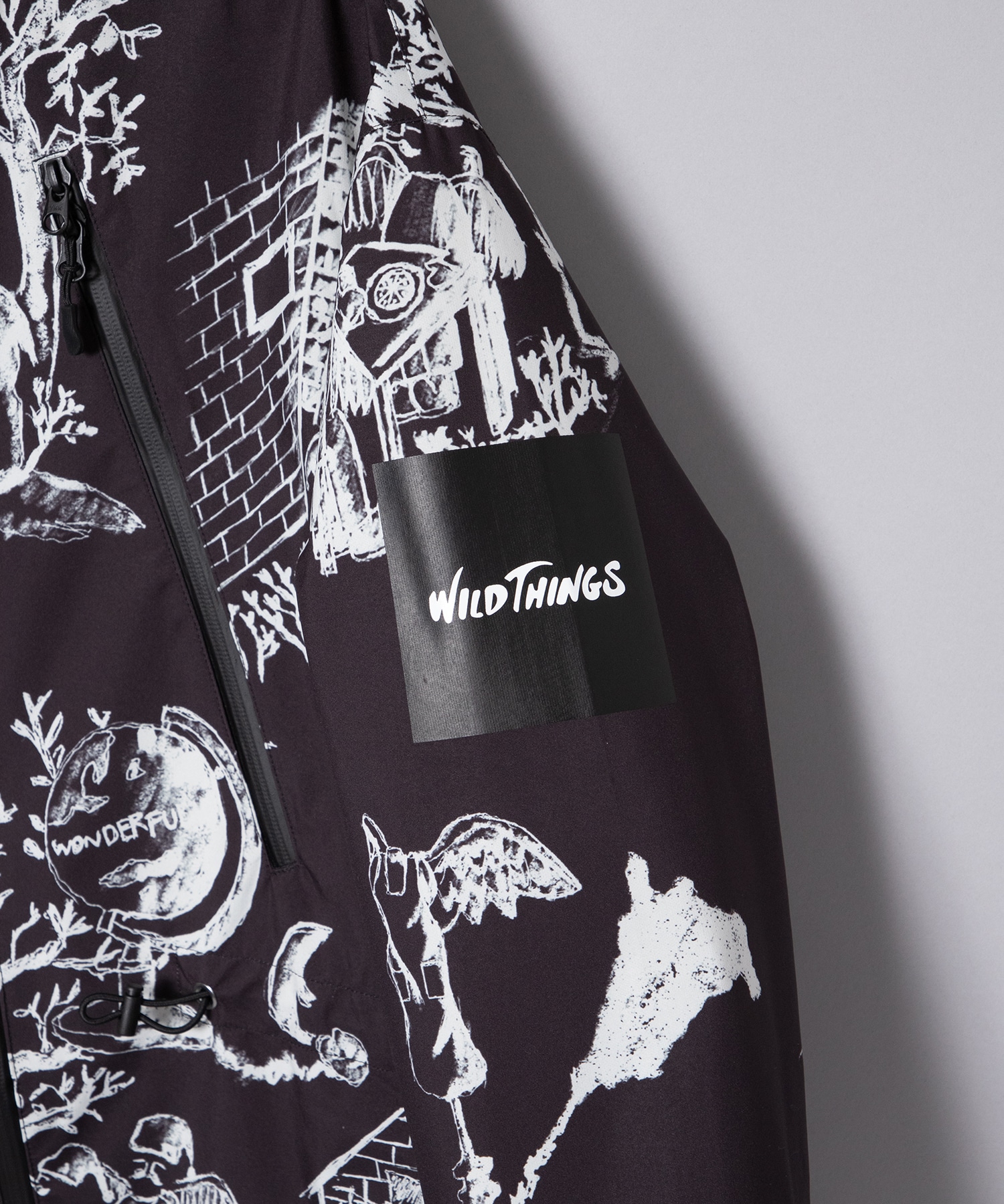 WILD DE TRAVAIL WITH WILD THINGS SHINYAKOZUKA