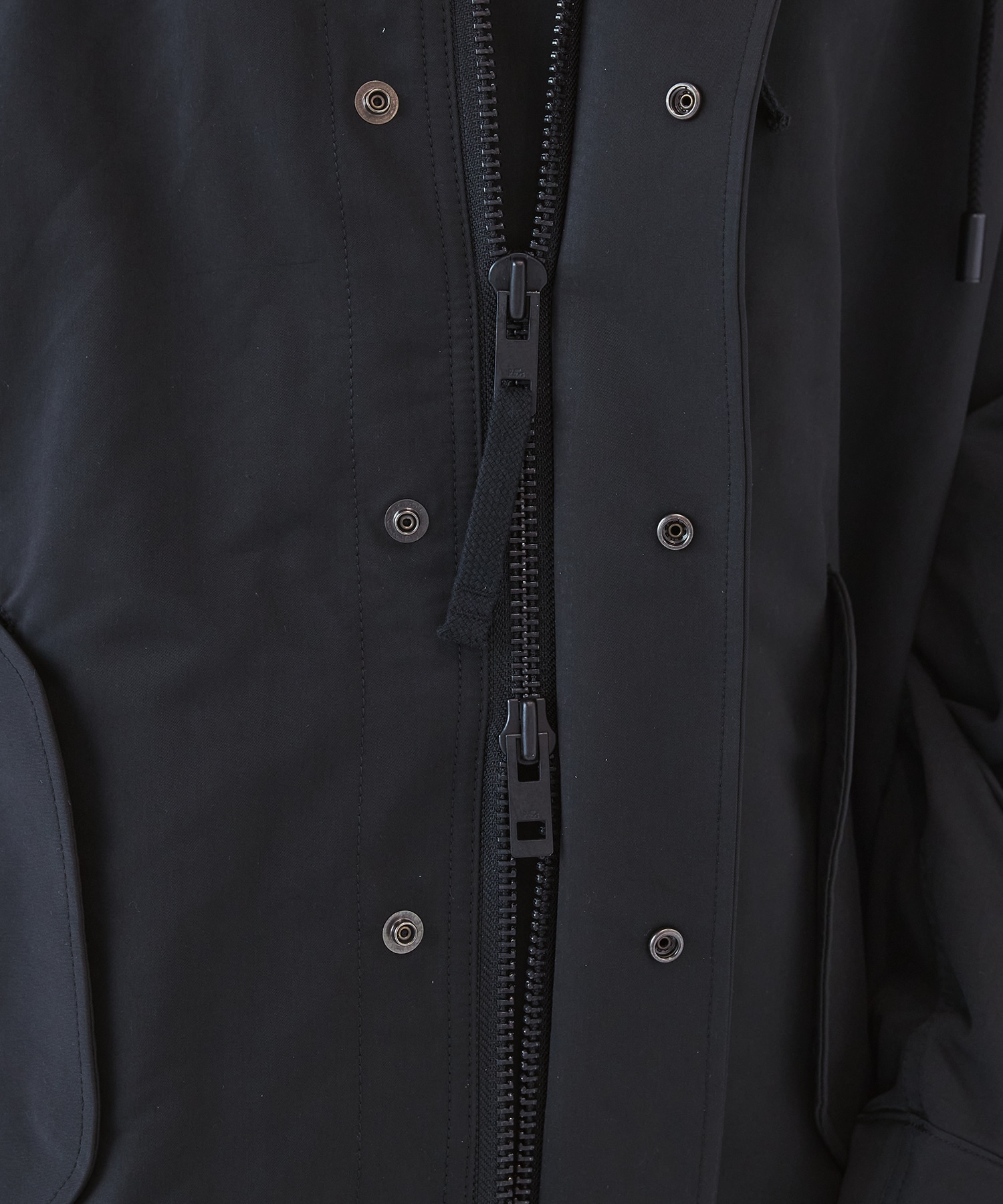 THE MODS COAT THE RERACS