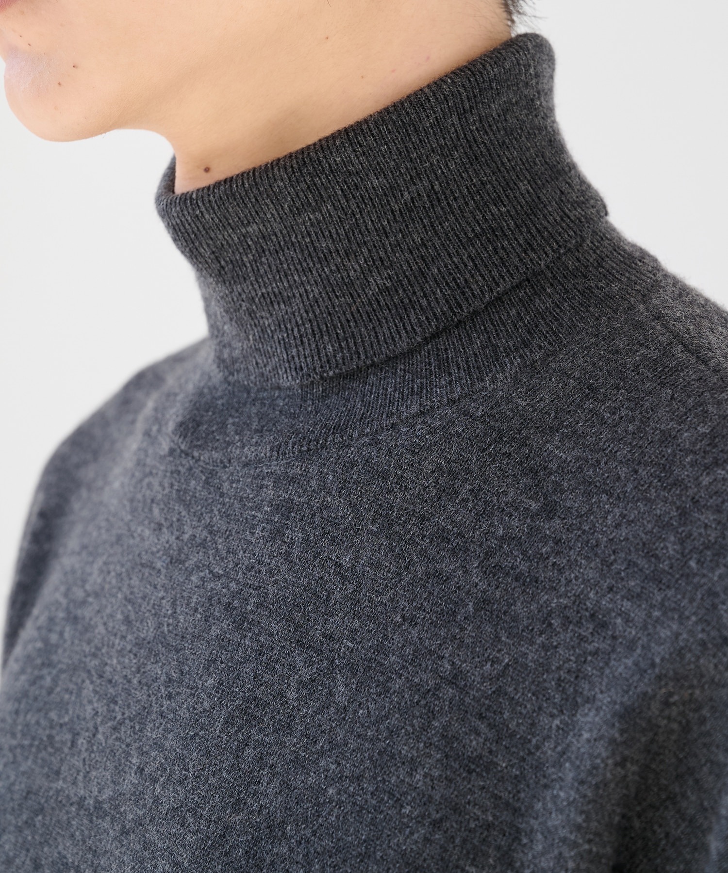 CASHMERE WOOL TURTLENECK KNIT STUDIOUS