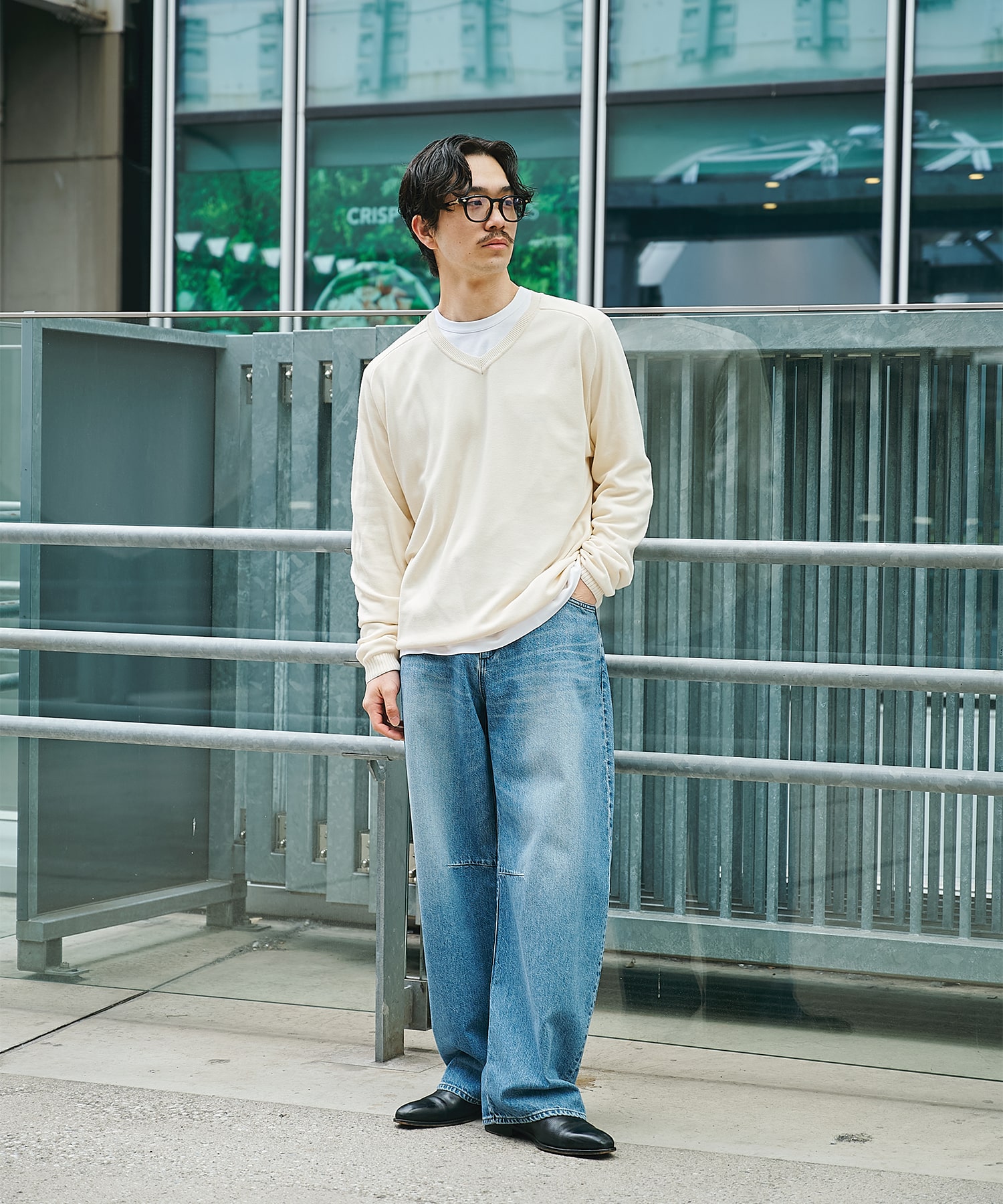 Smooth Silky V neck Knit STUDIOUS