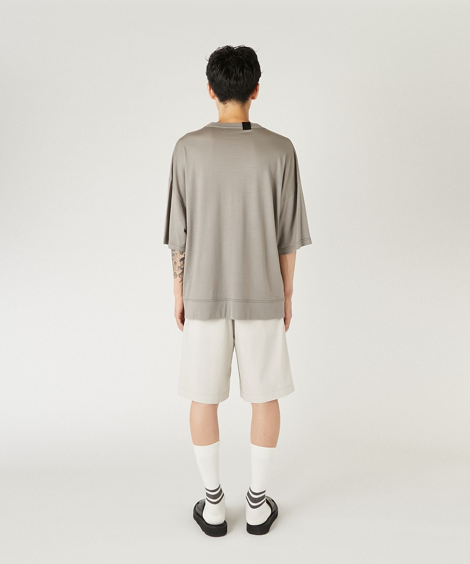 2261-CS60-019 S/S TEE N.HOOLYWOOD
