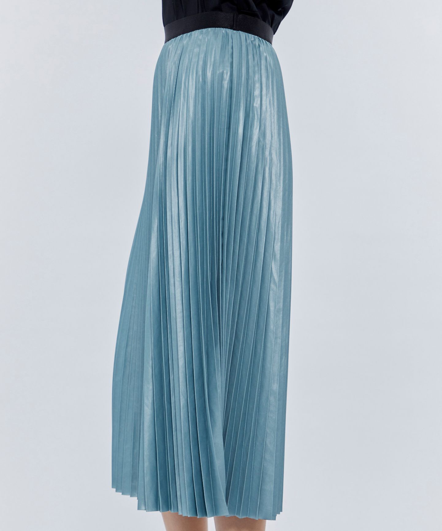 メタルフィニッシュプリーツスカート S22SS-SK01
