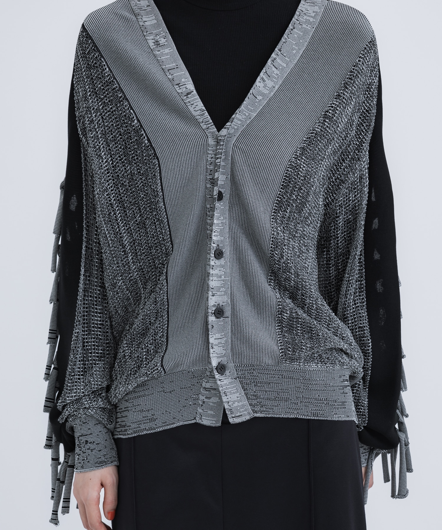 Fringe knit cardigan(S GREY): TOGA PULLA: STUDIOUS WOMEN