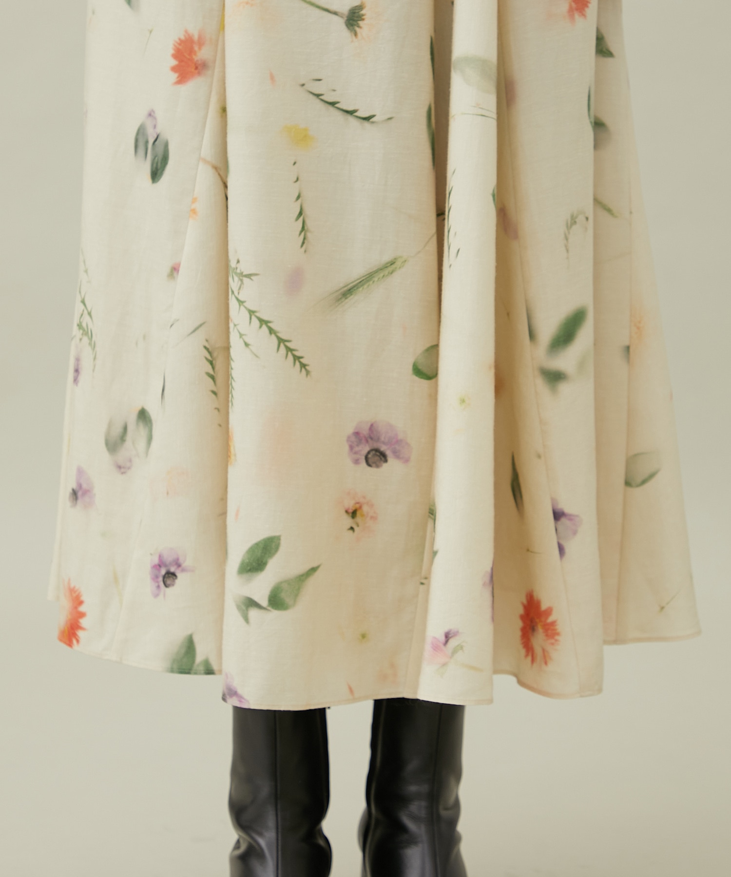 Soak flower Skirt BE AKIRANAKA