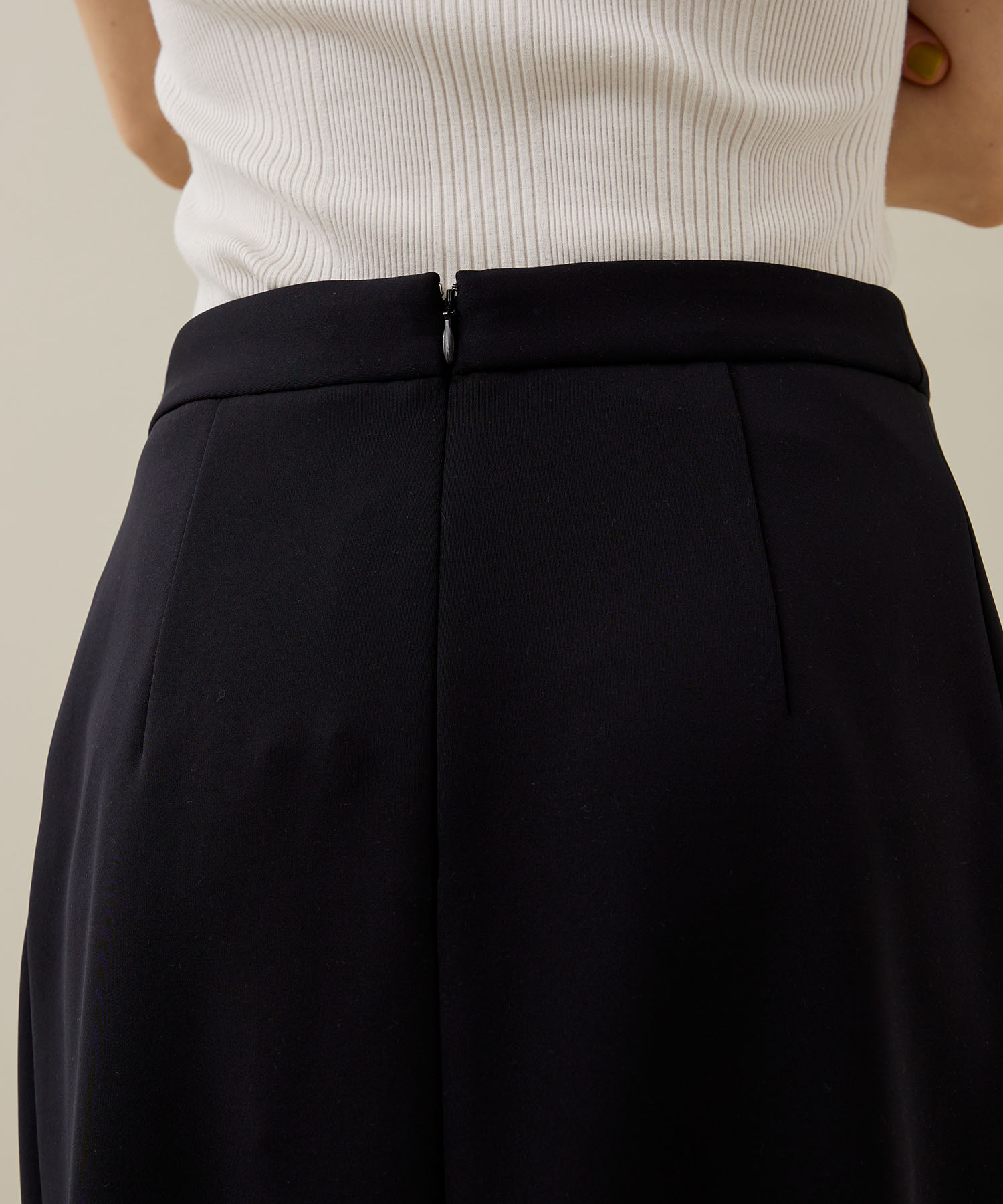 High Jersey Skirt(36 BLACK): IIROT: WOMENS｜ STUDIOUS ONLINE公式