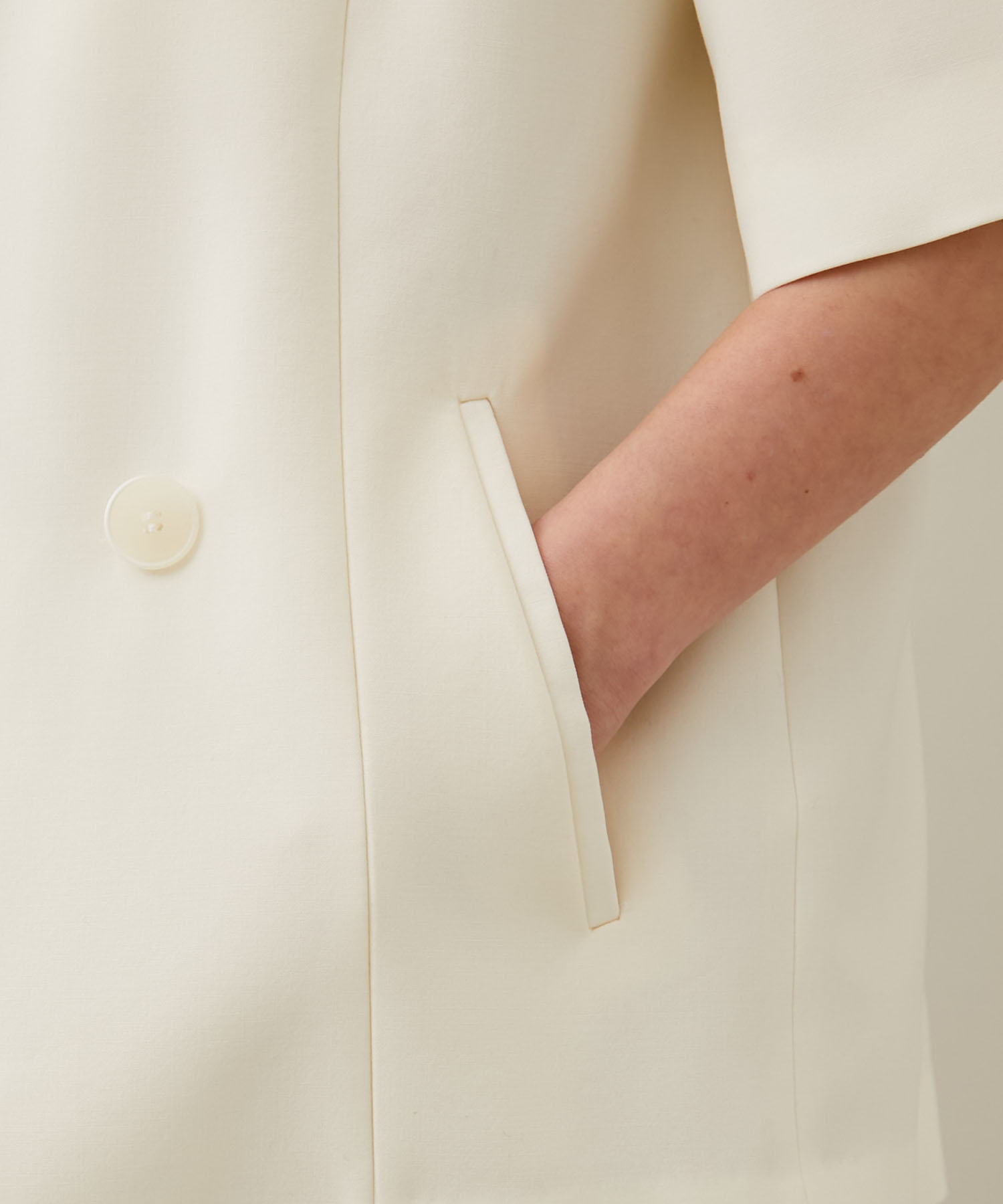 Lidia asymmetric JK OW(2 OFF WHITE): AKIRANAKA: WOMENS