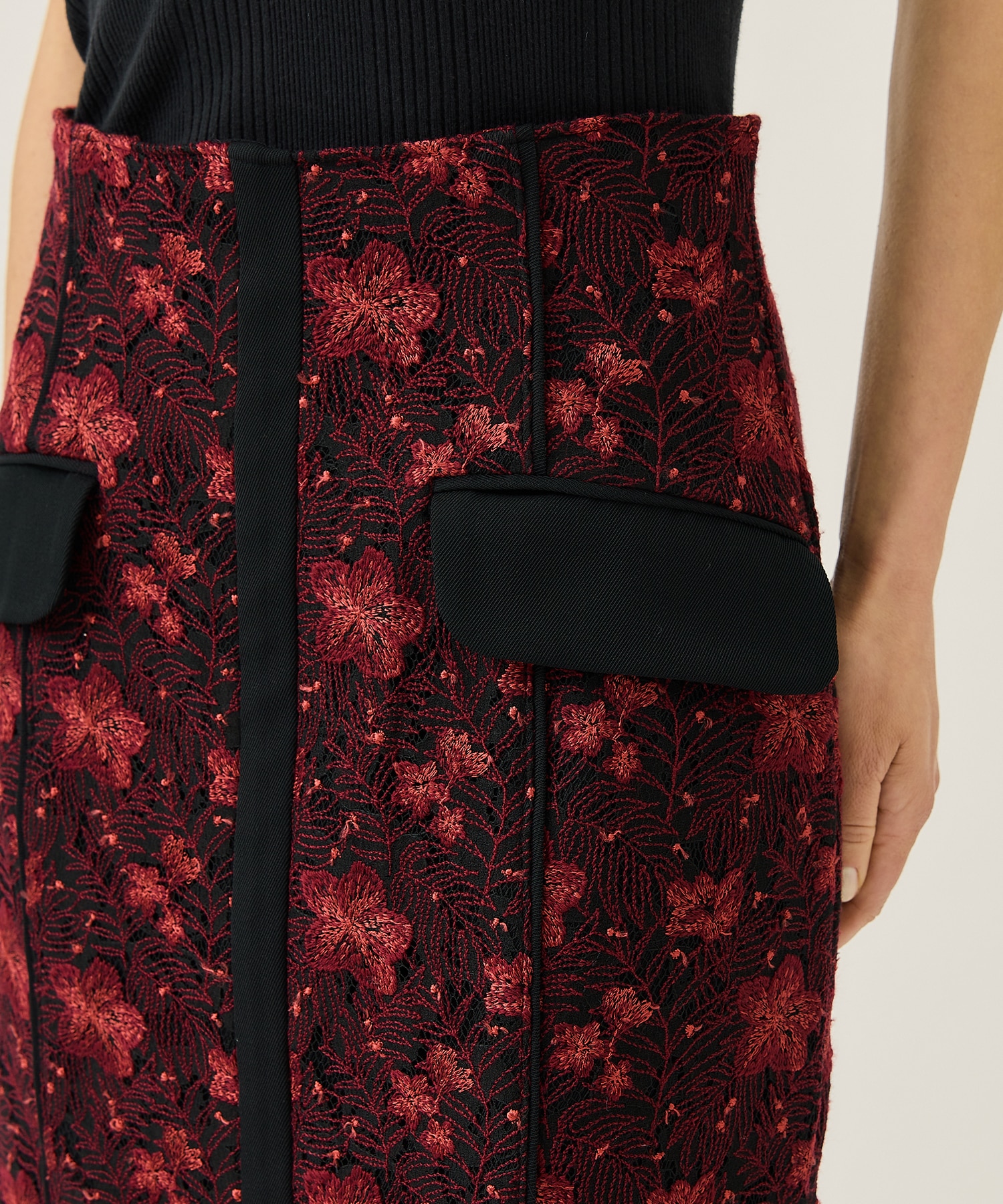 Embroidery Lace Skirt EBONY