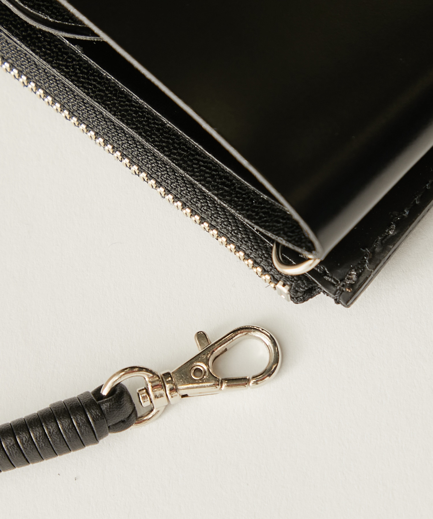 Leather shoulder wallet(FREE BLACK): TOGA PULLA: WOMENS｜ STUDIOUS