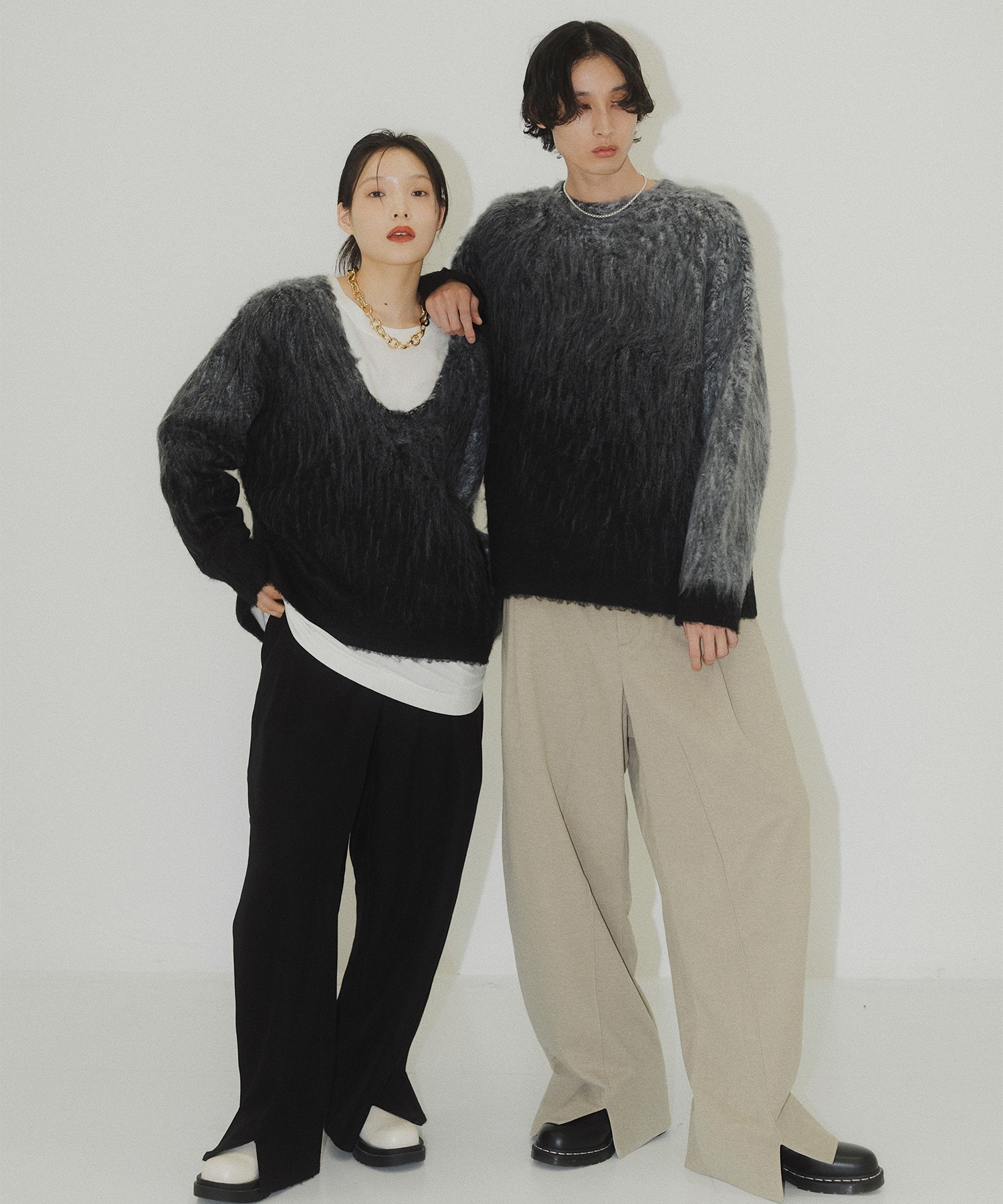 別注Uneck knit pullover(FREE BLACK): KnuthMarf: STUDIOUS WOMEN 