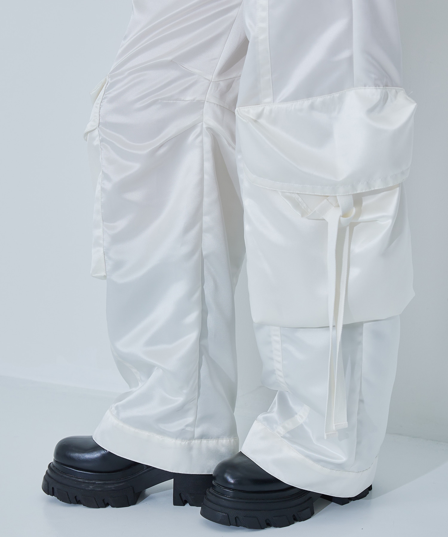 Satin Cargo Pants STUDIOUS