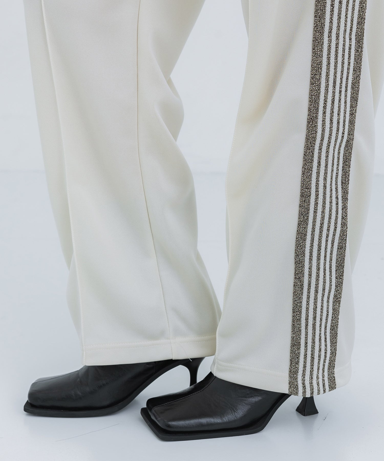 別注Track Pant STRAIGHT(XS IVORY): Needles: WOMENS｜ STUDIOUS 