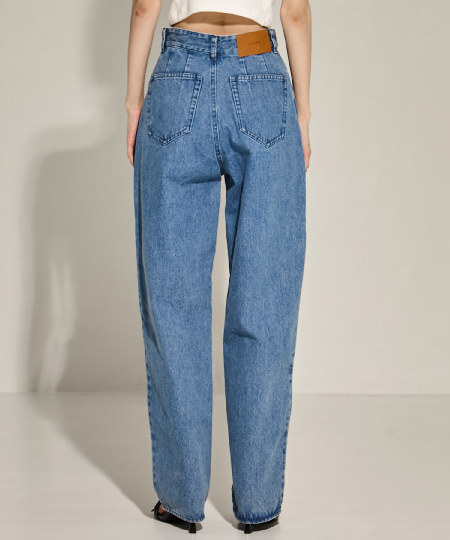 FLOWER EMBROIDERY PANTS CLANE