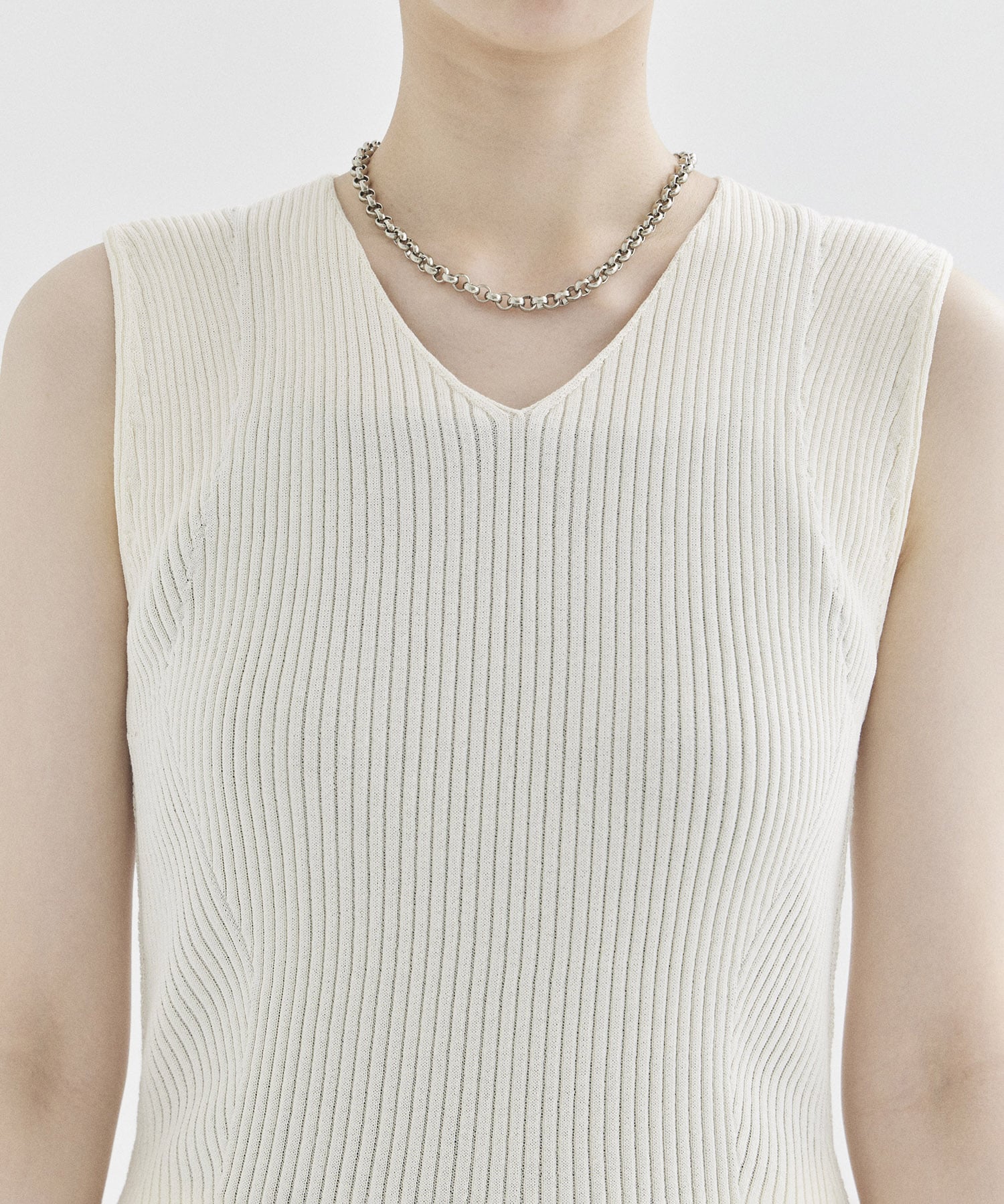 V-Neck Rib Knit Top STUDIOUS