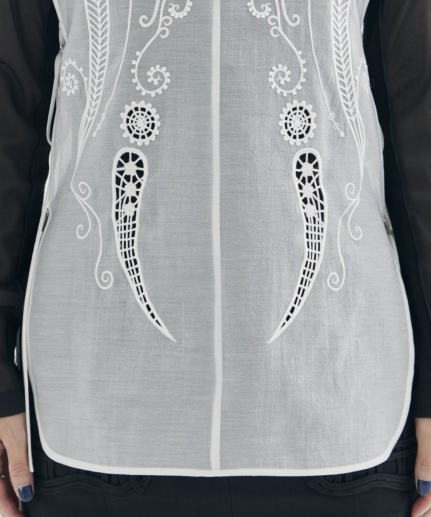 Sheer Embroidery Vest Mame Kurogouchi