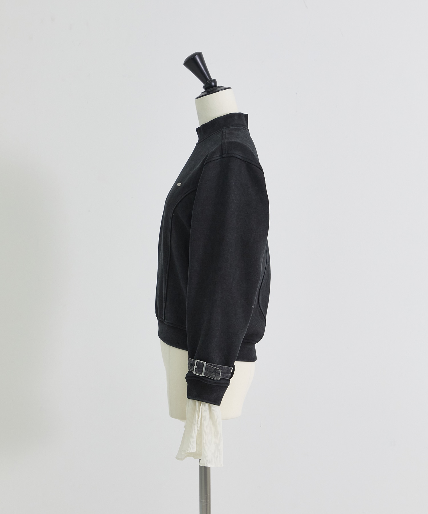 cuffs belted pullover tanakadaisuke