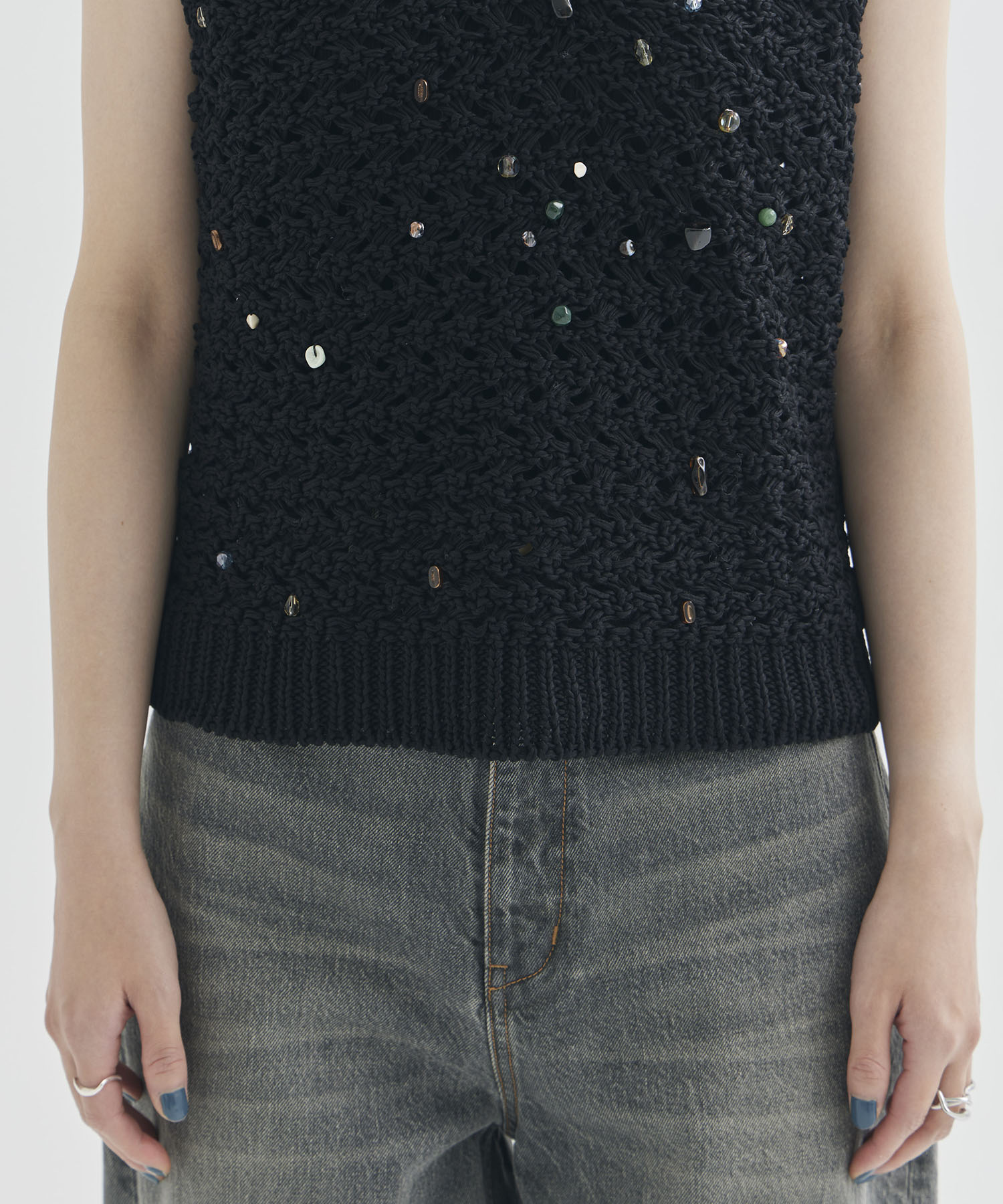 Gerda glass beads&ores knit PO BK(FREE BLACK): AKIRANAKA: WOMENS｜ STUDIOUS  ONLINE公式通販サイト