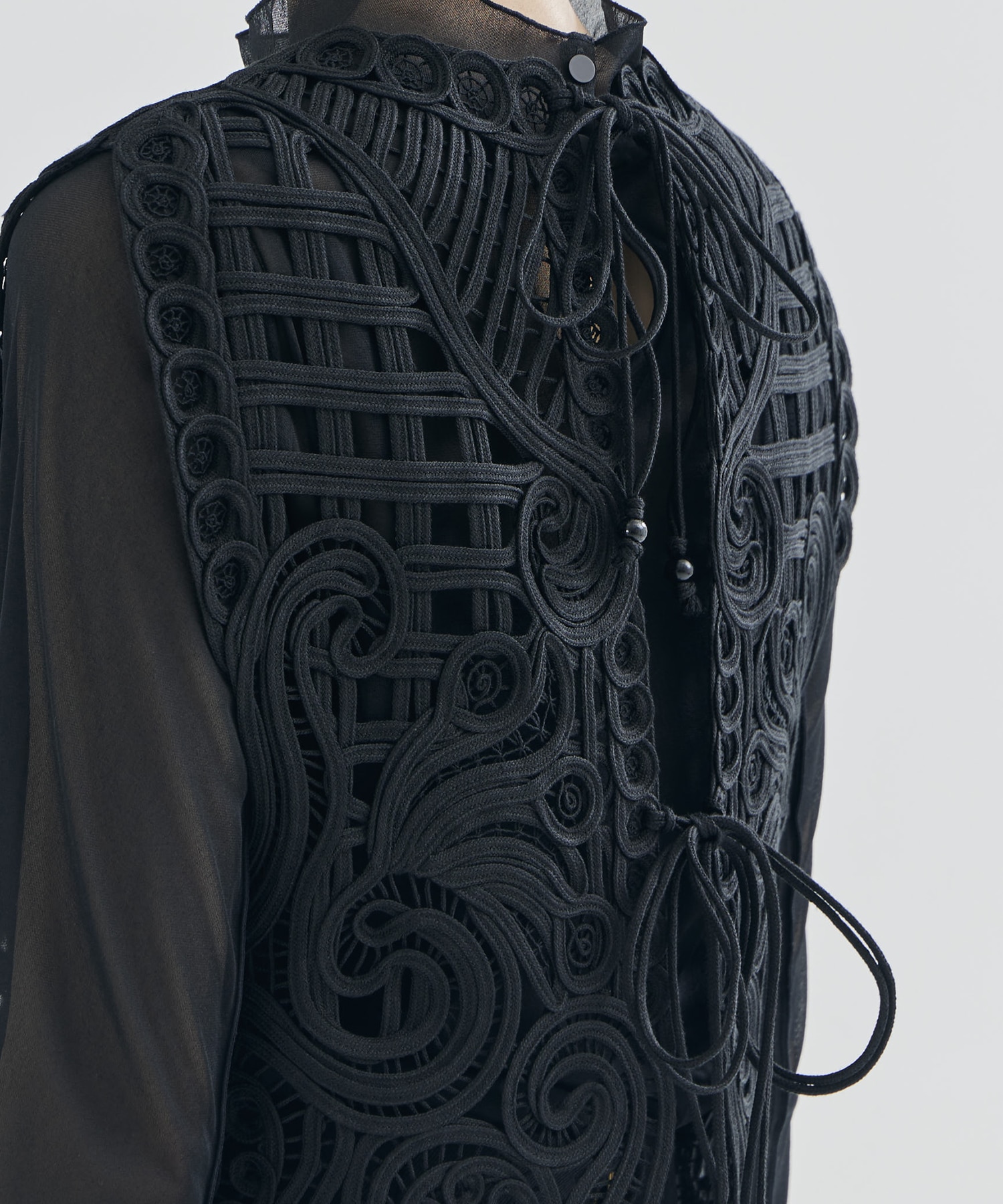 Cord Embroidery Vest Mame Kurogouchi