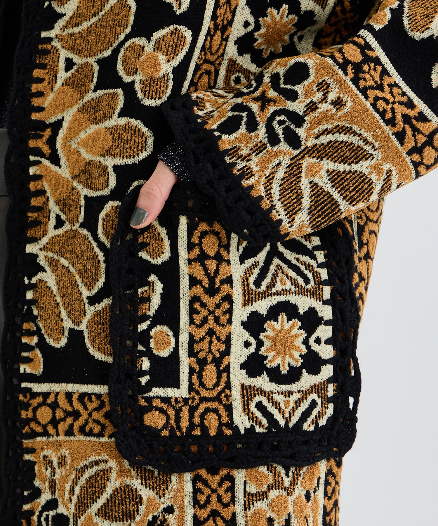 RUG PATTERN KNIT JACKET AMERI