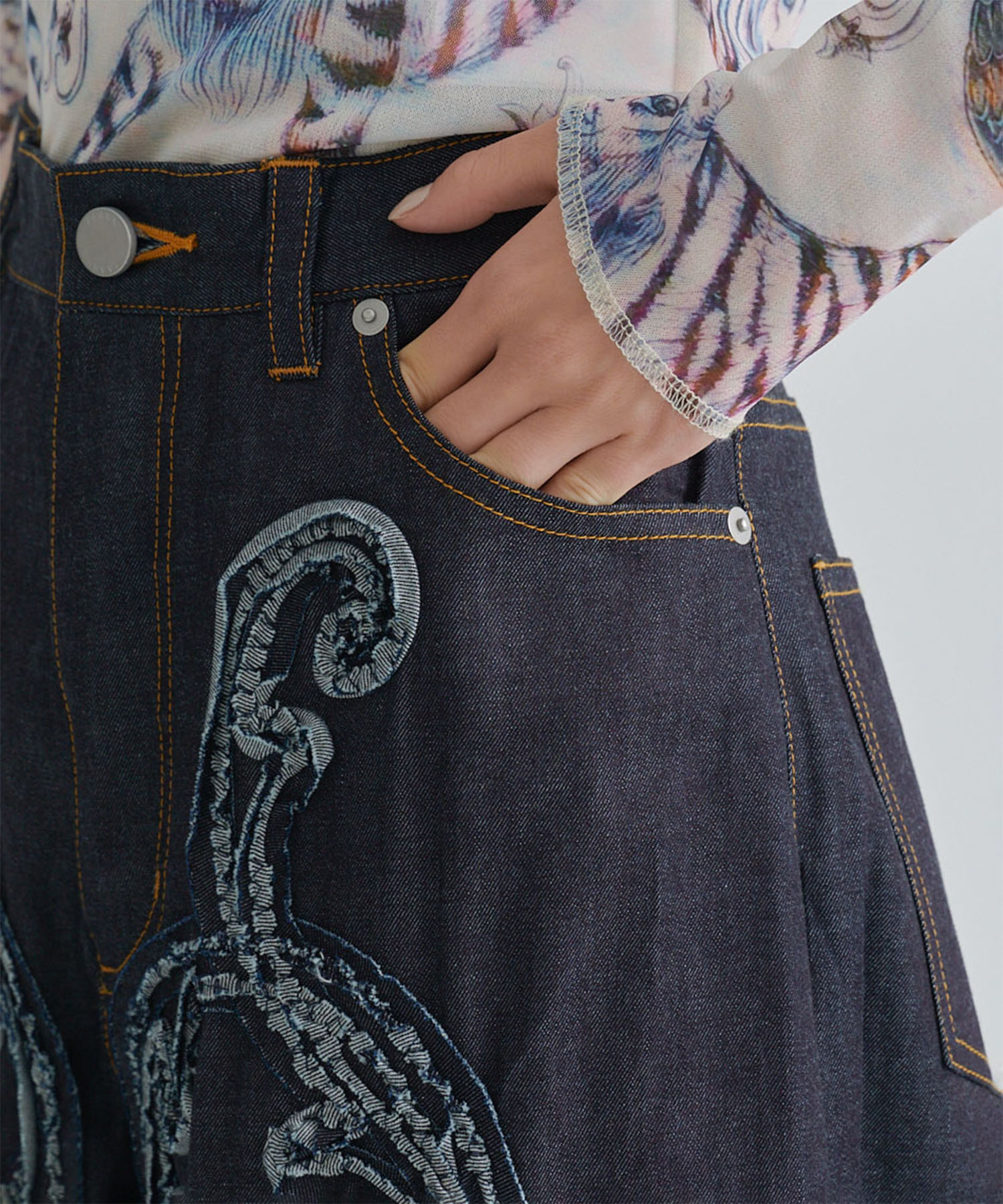 DENIM WIDE PANTS(刺繍) TAAKK