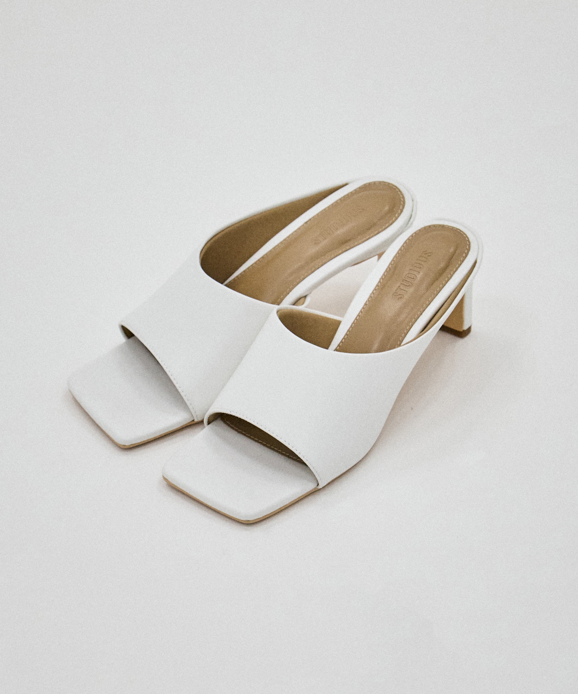 Square Toe Mule STUDIOUS