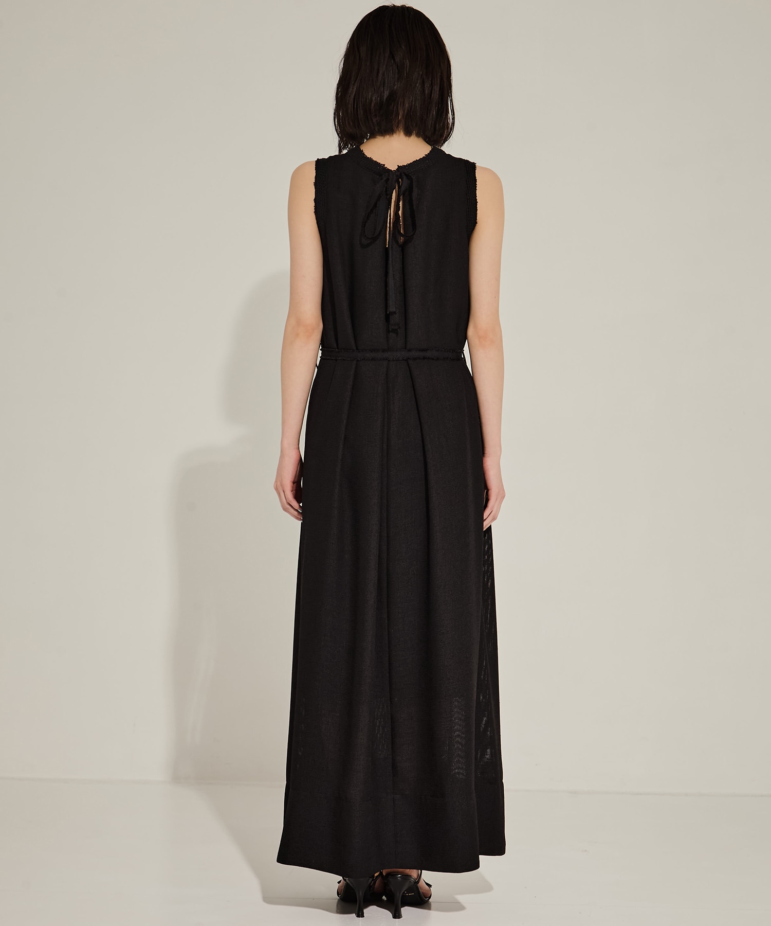 V Neck Sleeveless Mesh Dress STUDIOUS