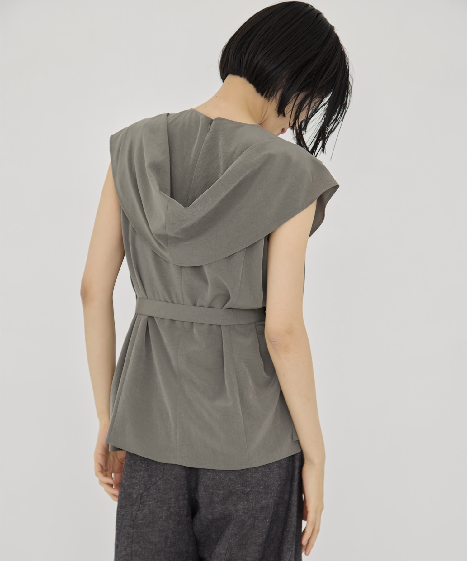 Janna drape sleeve pullover AKIRANAKA