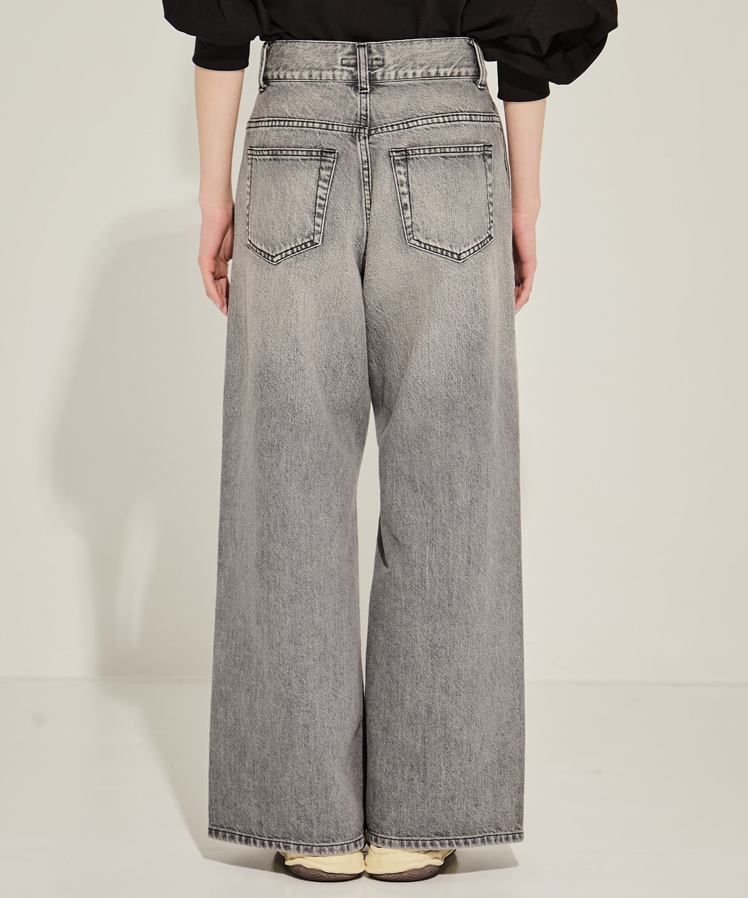 Side Folded Jeans STUDIOUS