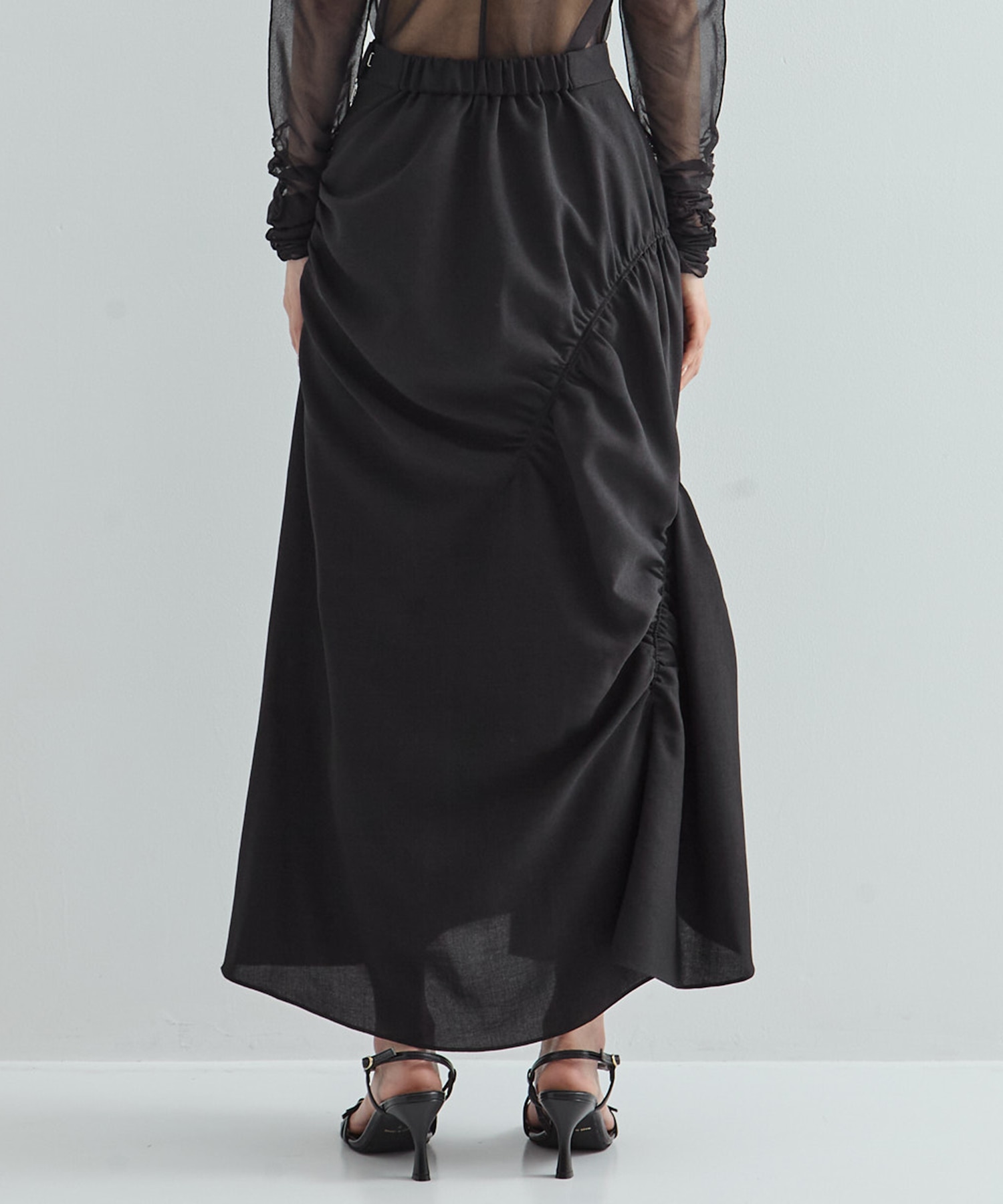 GATHER SHIRRING SKIRT STUDIOUS