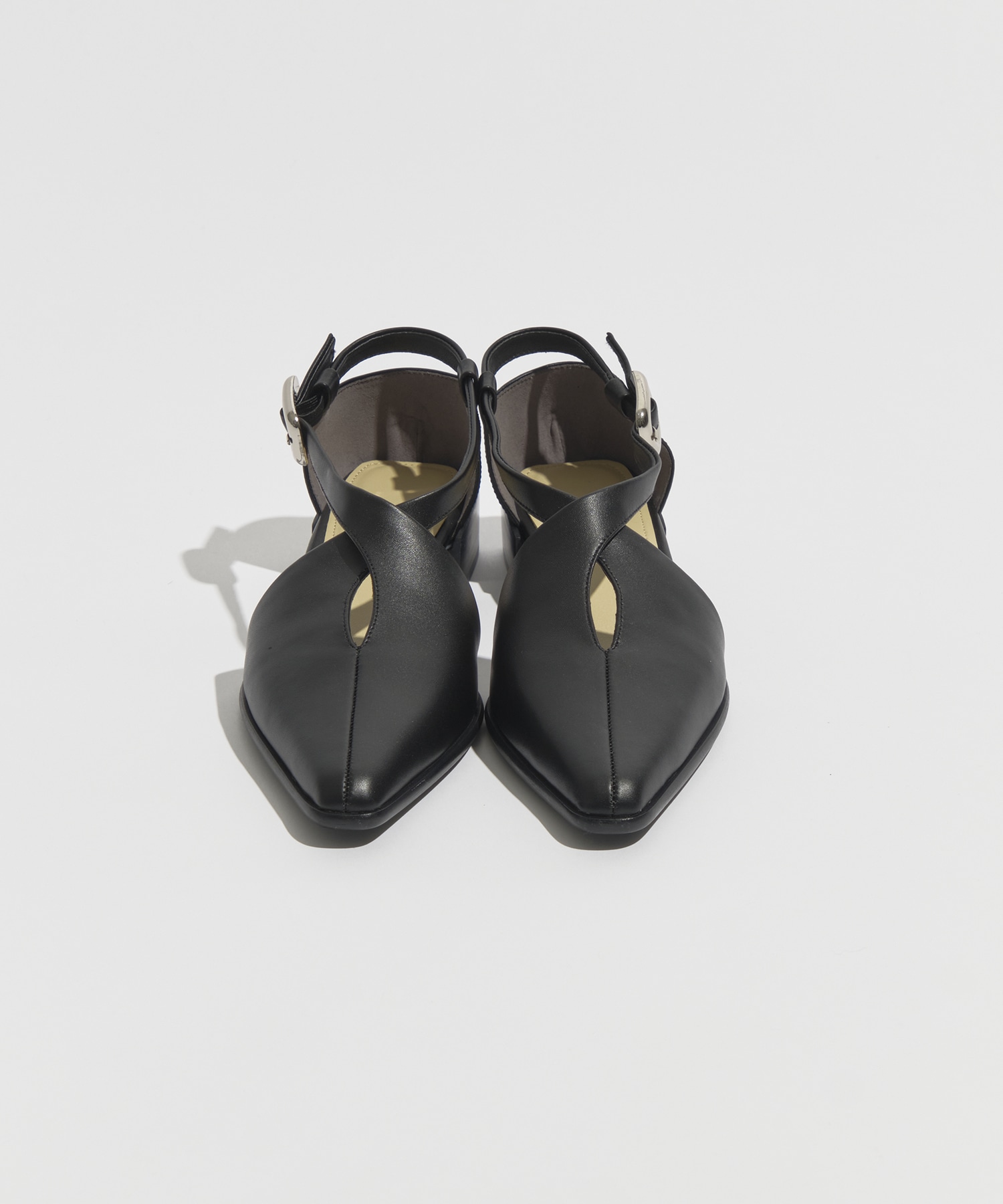 EIN LEATHER PUMPS ALM