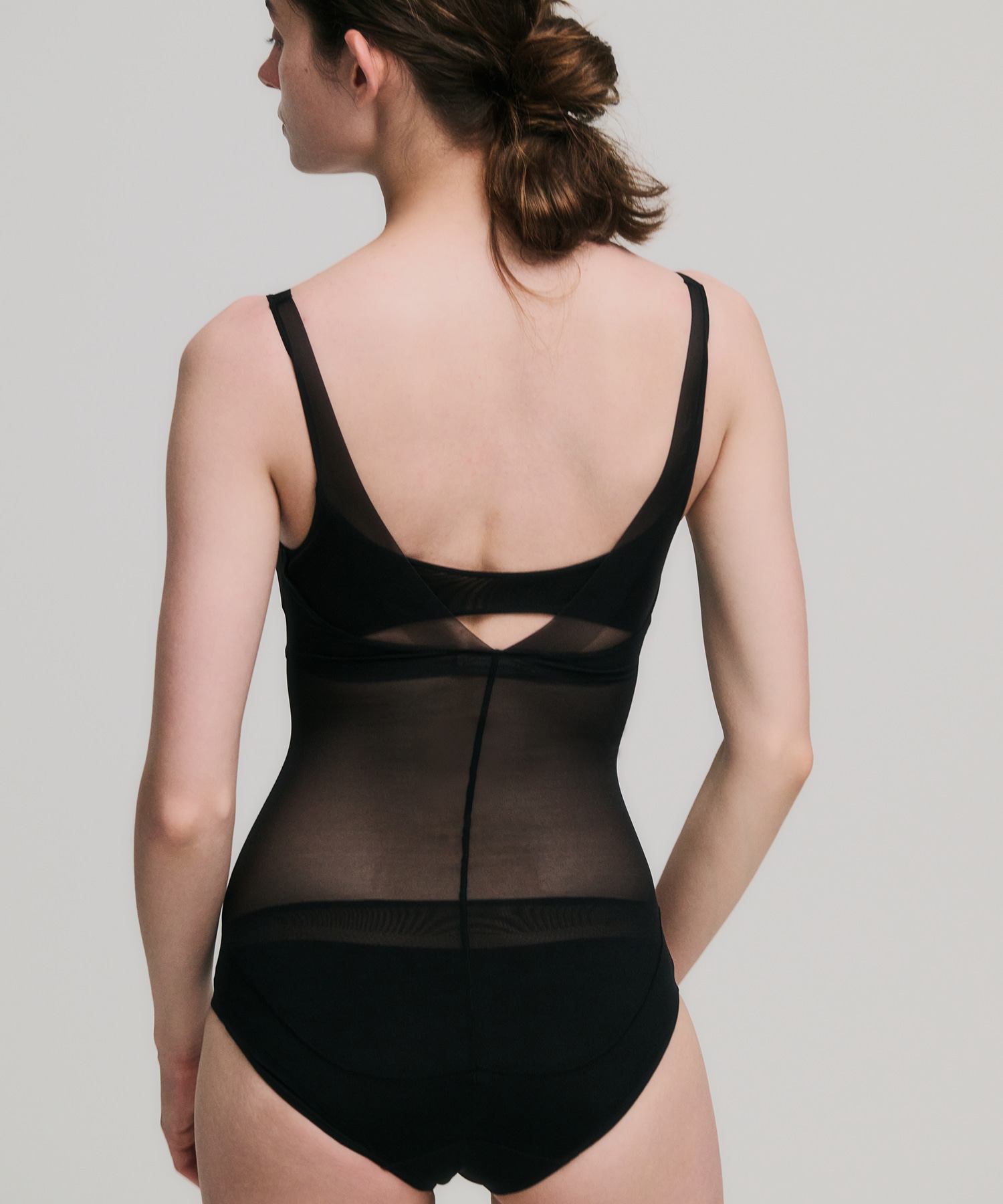 MESH BRIEFER NICENICEMOMENT